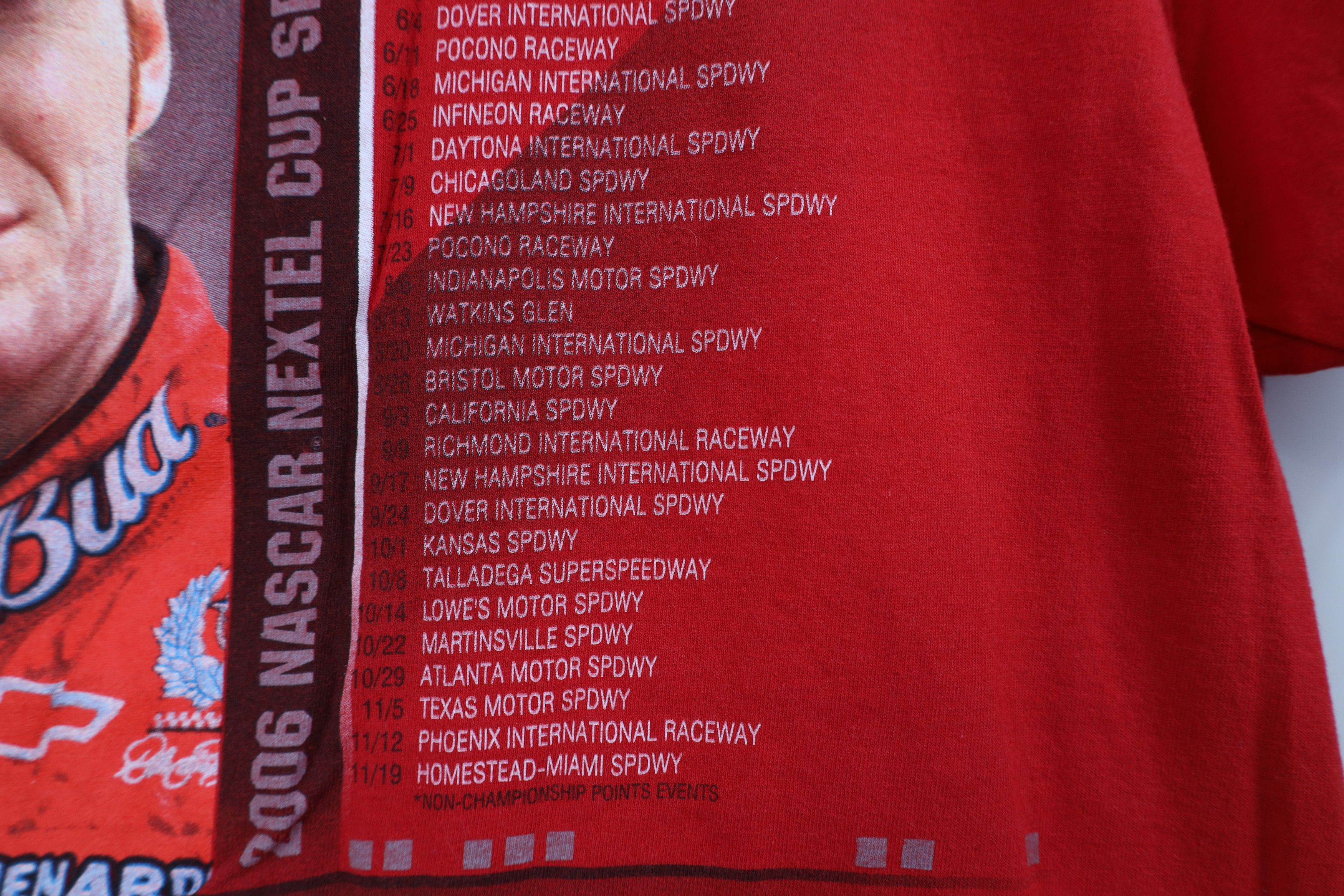Vintage Vintage Y2K 2006 NASCAR Jr Racing Budweiser T-Shirt Red Size US L / EU 52-54 / 3 - 13 Thumbnail