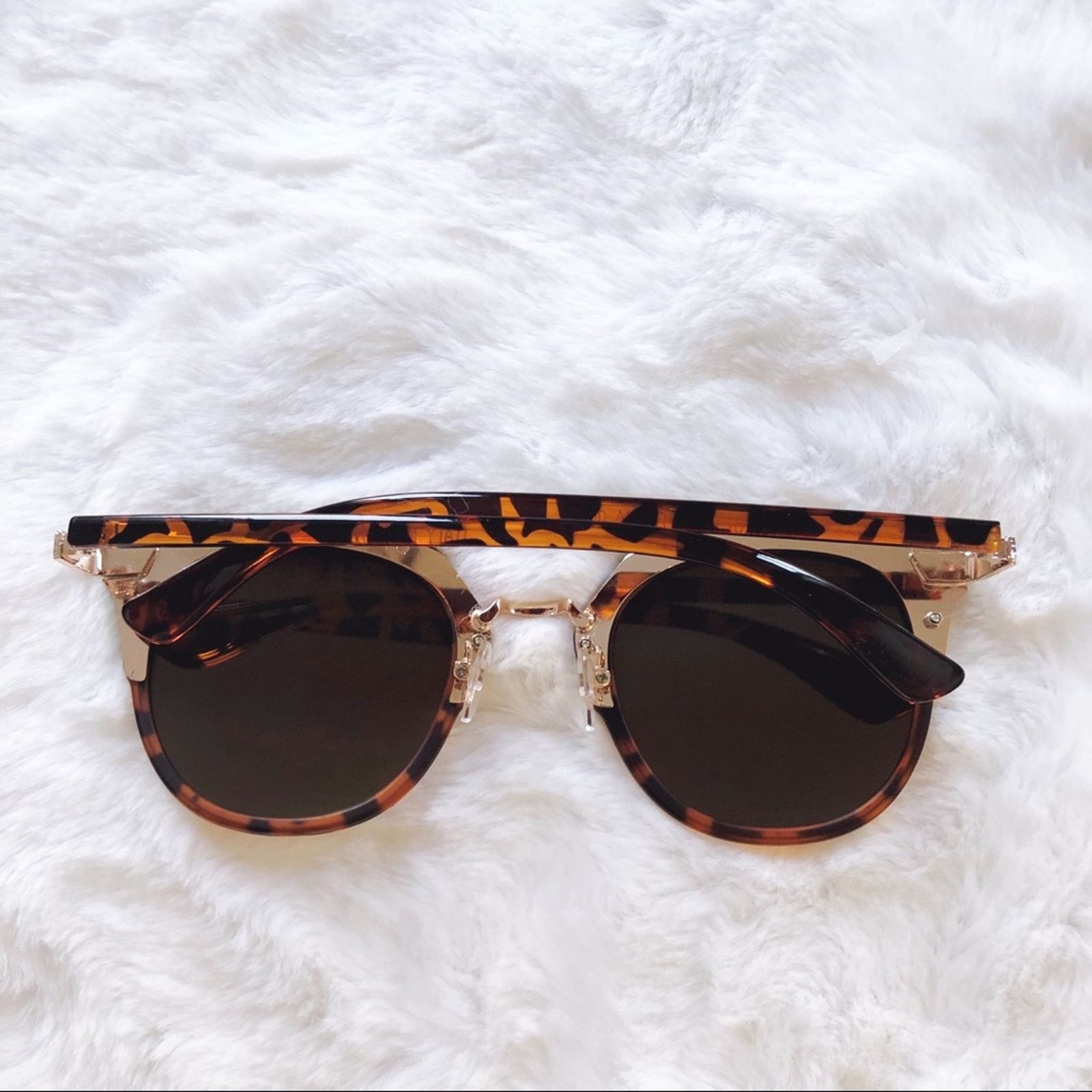 Other Margo Tortoise Brown Brow Bar Sunglasses Size ONE SIZE - 10 Thumbnail
