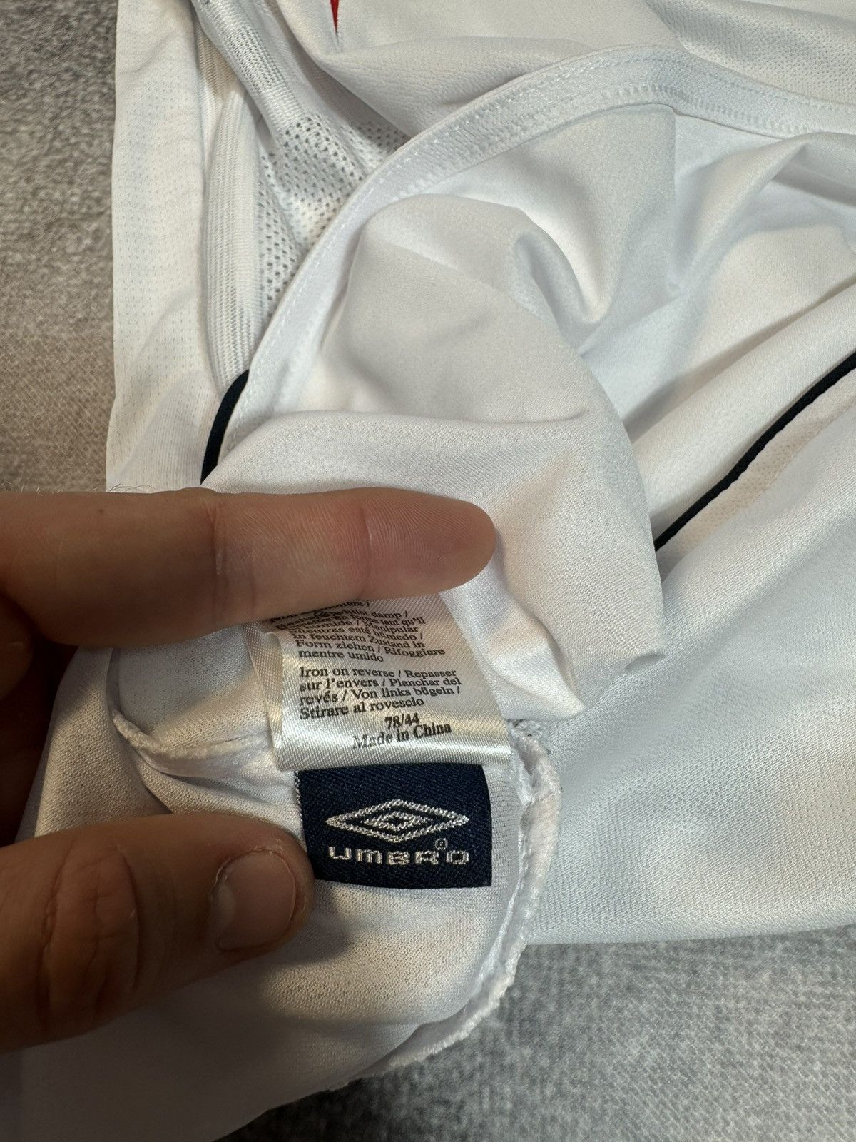 Umbro × Vintage Vintage Umbro England Soccer Jersey Blokecore Rare Style VTg Size US XL / EU 56 / 4 - 5 Thumbnail