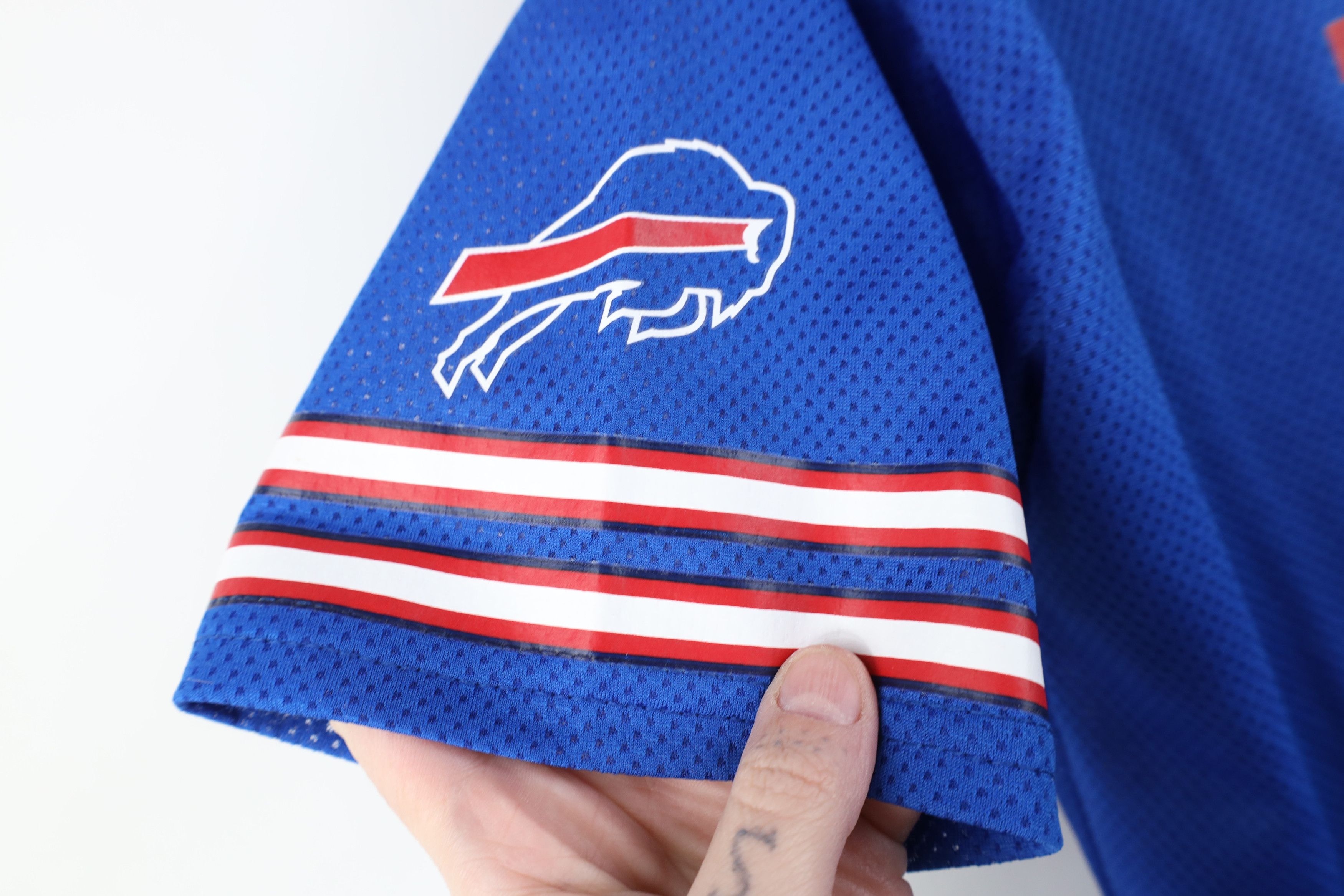 Vintage Vintage 90s Buffalo Bills Football Jersey T-Shirt Mesh Size S / US 4 / IT 40 - 7 Thumbnail