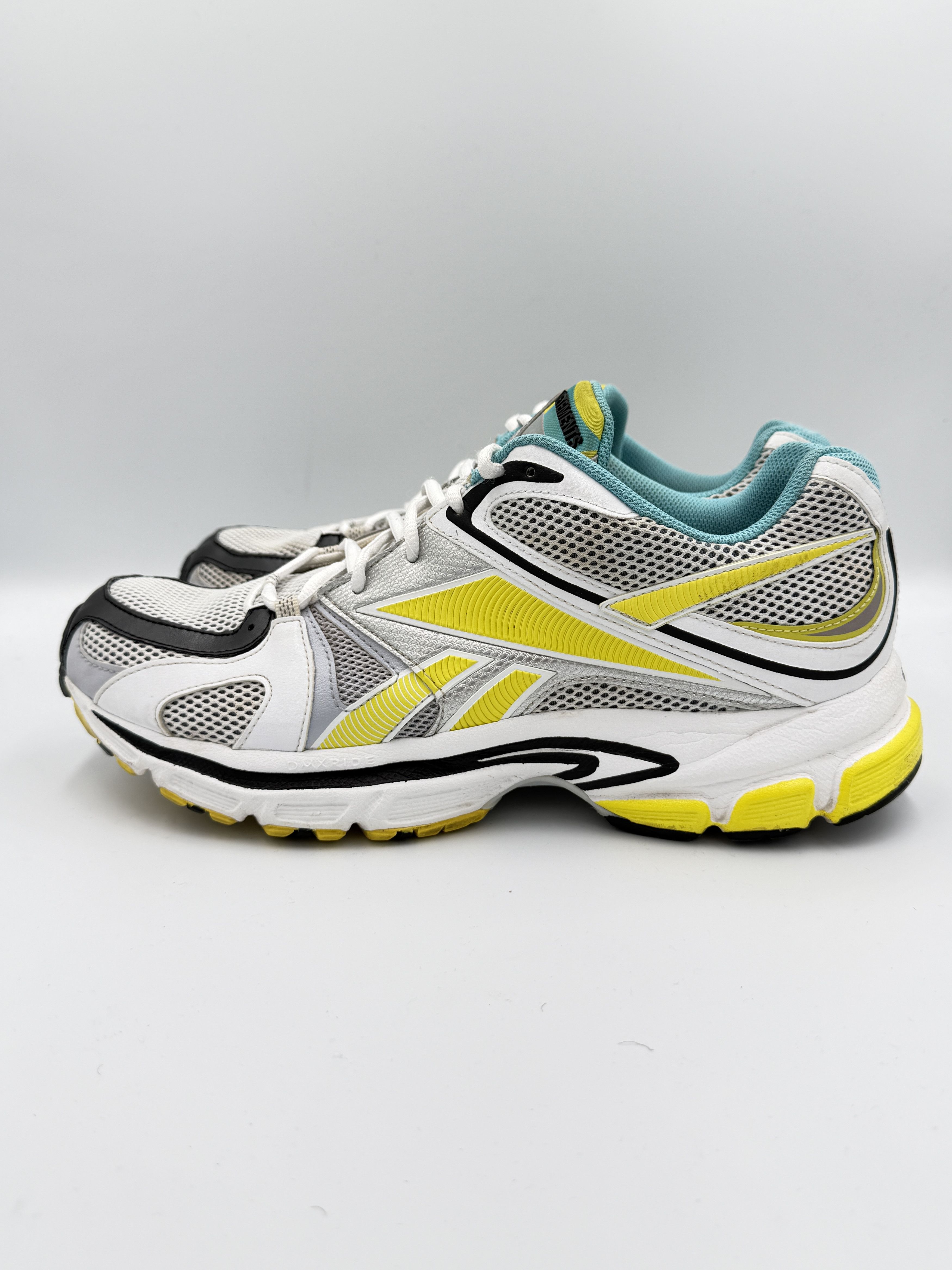 Reebok × Vetements Vetements Reebok Spike Runner 200 Sky Blue Yellow White Size US 10 / EU 43 - 4 Thumbnail