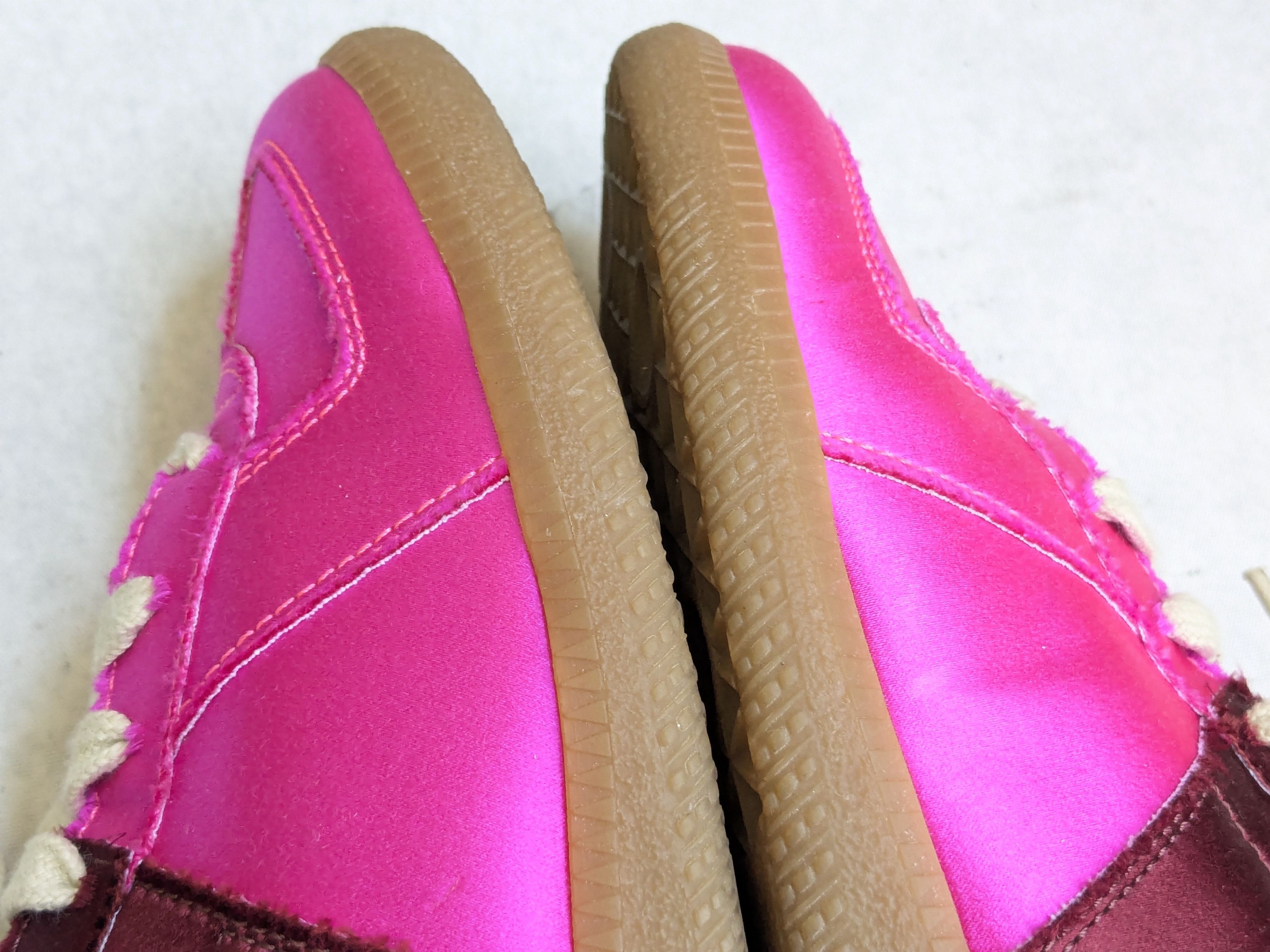 Maison Margiela Maison Margiela Replica GAT Pink Burgundy Satin 8 38 Gum Size US 8 / IT 38 - 8 Thumbnail