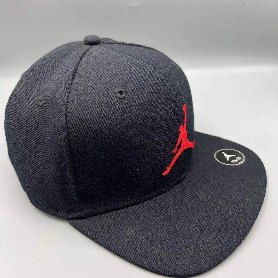 Jordan Brand Air Jordan Hat Men 7 3/8 Embroidered Red Logo Jumpman Fitted Size ONE SIZE - 8 Thumbnail