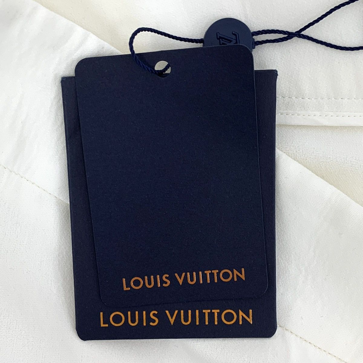 Louis Vuitton Louis Vuitton White Logo Leather Tag Casual Shorts K26WX Size 25" / US 0 / IT 36 - 9 Thumbnail
