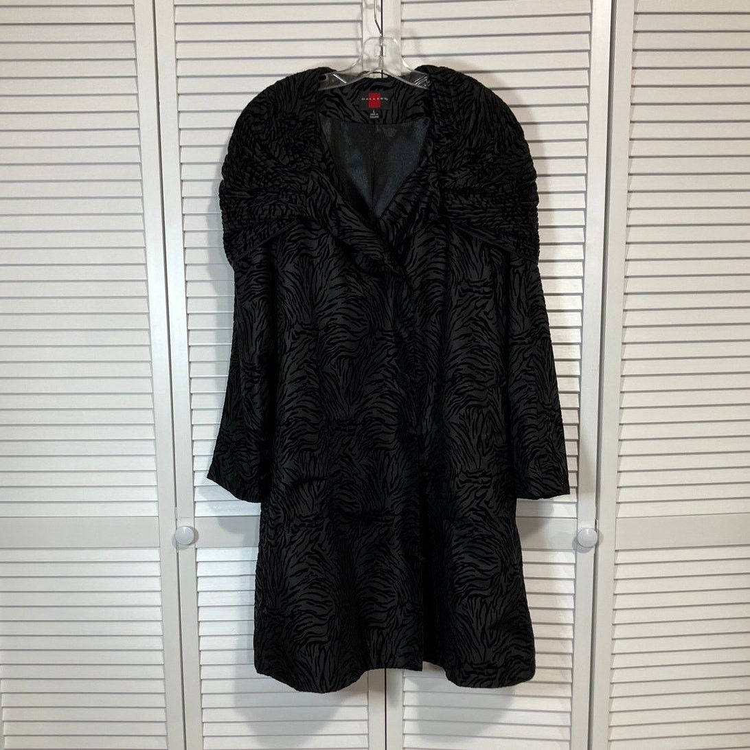 Other Gallery Vintage Flocked Black Velvet Old Hollywood Coat L Size L / US 10 / IT 46 - 1 Thumbnail