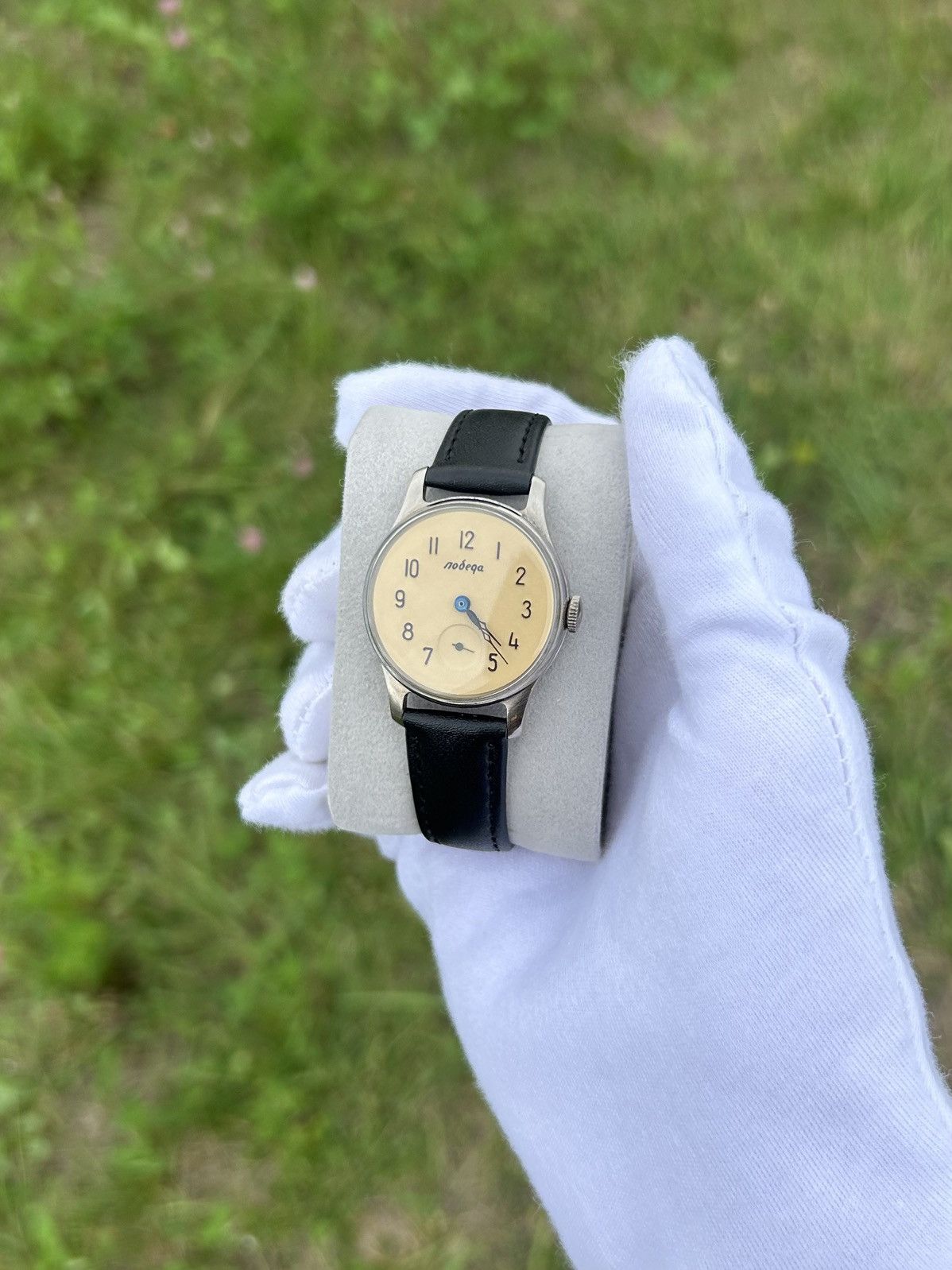 Vintage Vintage Watch Pobeda Made In USSR Mechanical Retro 1950s Size ONE SIZE - 11 Thumbnail