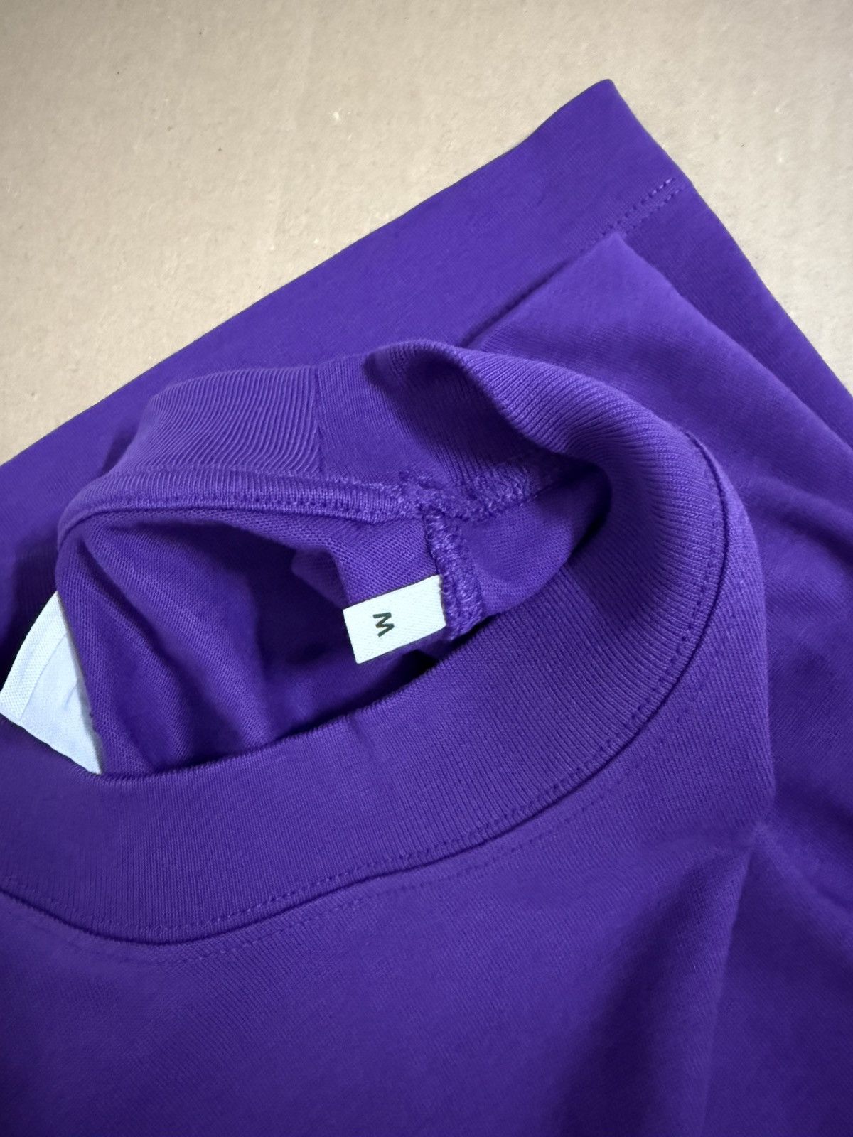 AMI Ami Paris Tonal Heart T-Shirt NEW Size US M / EU 48-50 / 2 - 4 Thumbnail