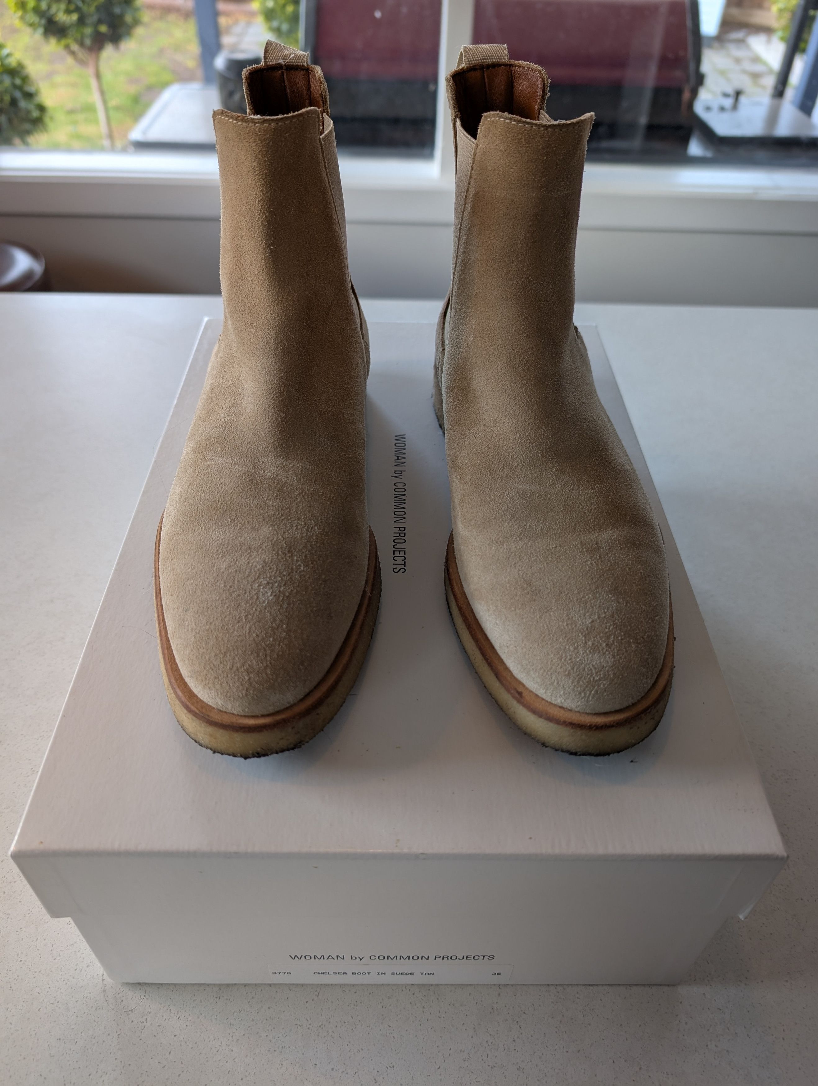 Common Projects Common Projects Chelsea boots Suede Tan Size US 6 / IT 36 - 4 Thumbnail
