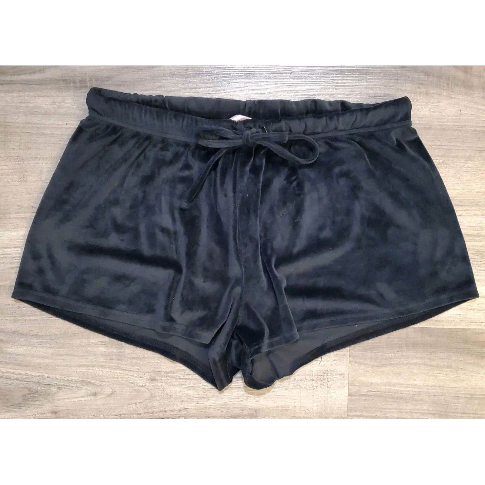 Juicy Couture Juicy Couture Black Velour Big Bling Rhinestone Track Shorts XL Lounge Sleep Womens Vintage 90s Designer Relaxed Elastic Waist Rhinestone Accents Size 40" / US 18 - 2 Thumbnail