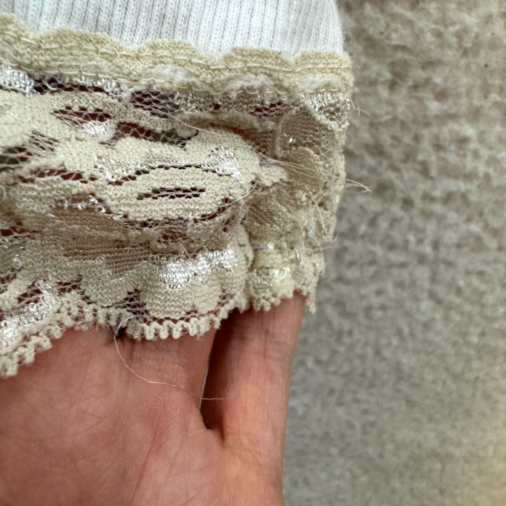 Vintage VINTAGE Y2K Camisole Tank Top White Lace Boho Grunge Whimsigoth Shirt Womens L Size L / US 10 / IT 46 - 5 Thumbnail