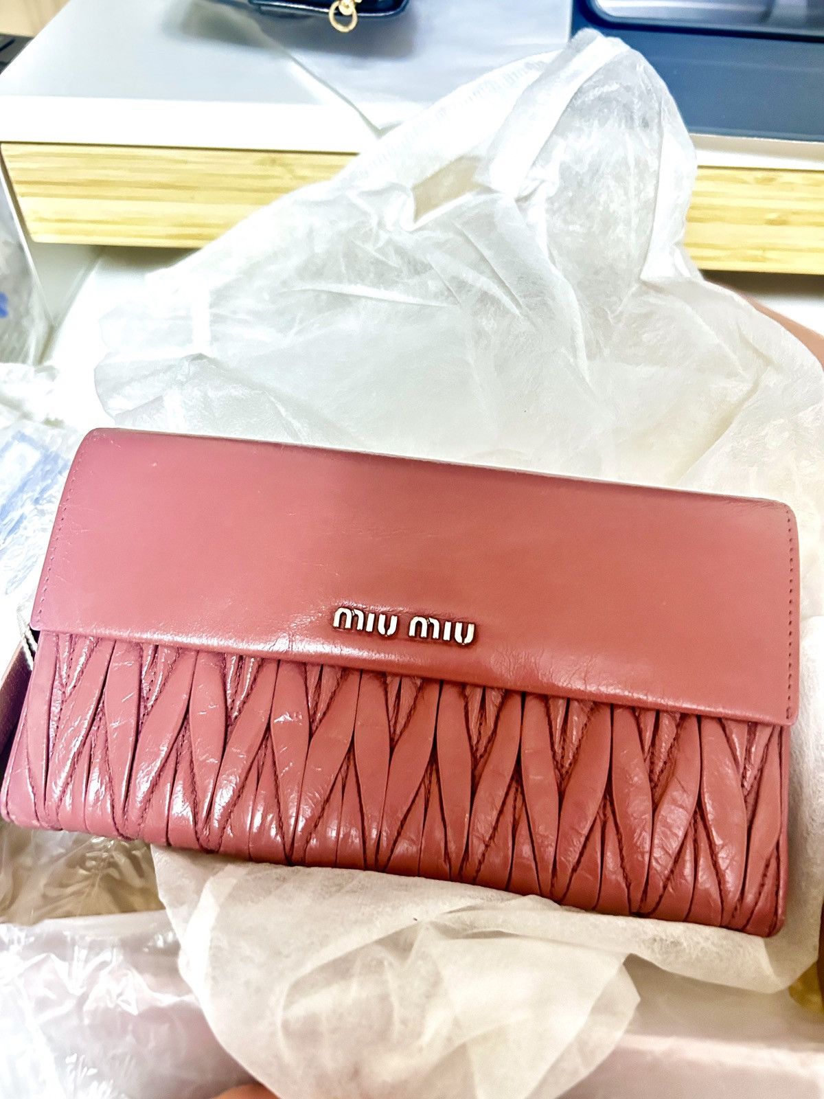 Miu Miu Miu Miu Pink Matelassé Long Wallet / Clutch with Chain Size ONE SIZE - 2 Thumbnail