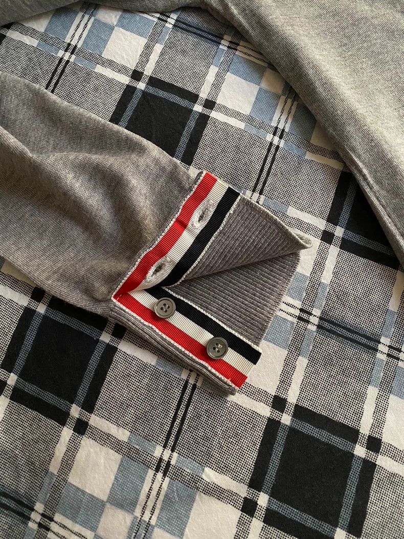 Thom Browne Thom browne TB classic four-bar thin round-neck pullover sw Size US M / EU 48-50 / 2 - 7 Thumbnail