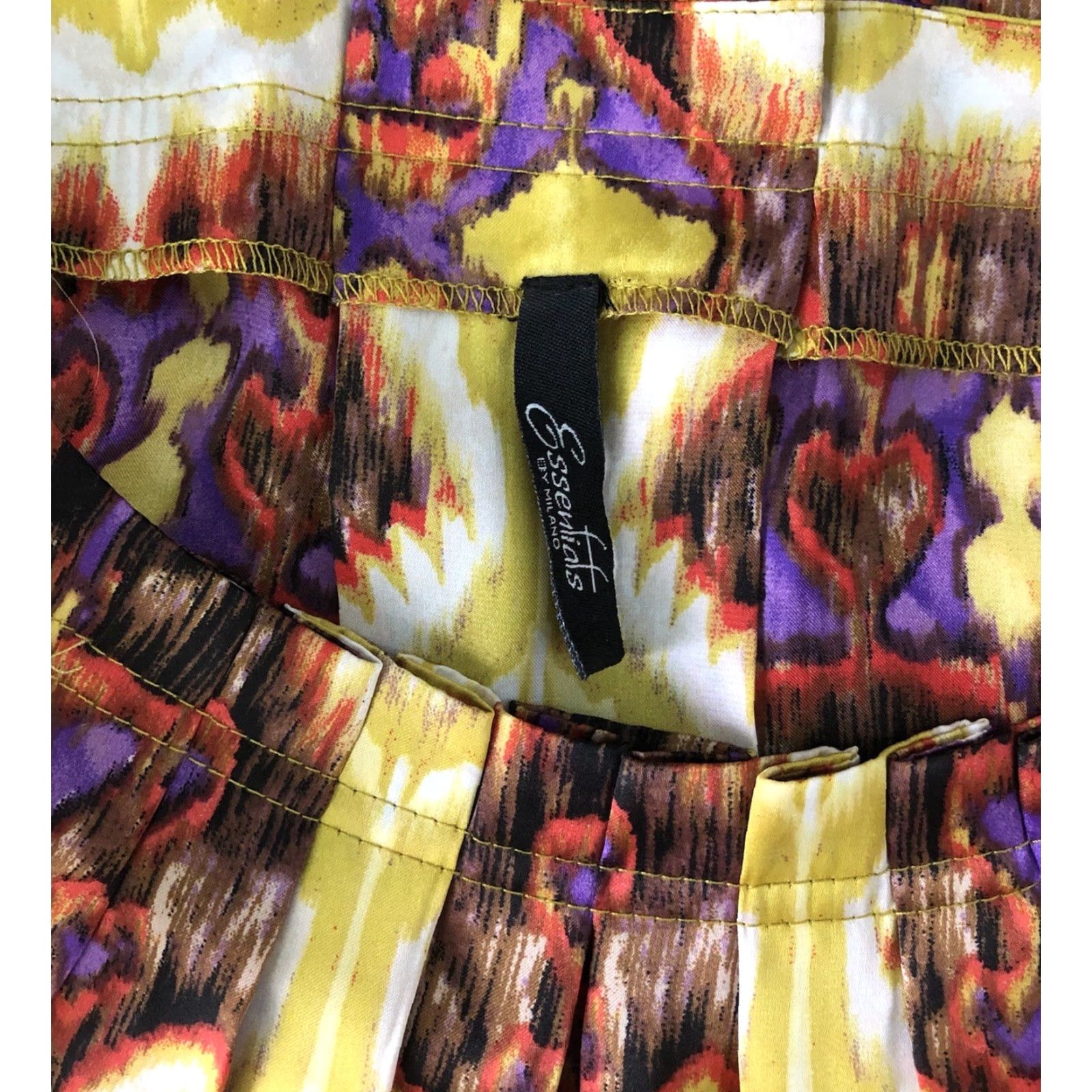 Essentials Essentials Boho satin top L purple/yellow mod print pleated Neck Cuff ShortSleeve Retro Geometric Multicolor Top Blouse Womens Size L / US 10 / IT 46 - 4 Thumbnail
