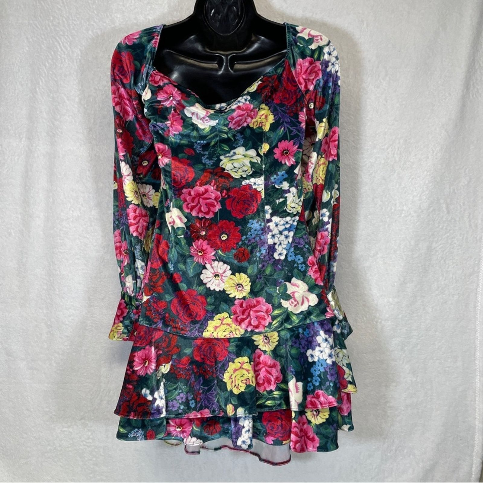 REVOLVE Revolve Rococo Sand Tallia Velvet Floral Ruched Mini Dress Size M / US 6-8 / IT 42-44 - 6 Thumbnail