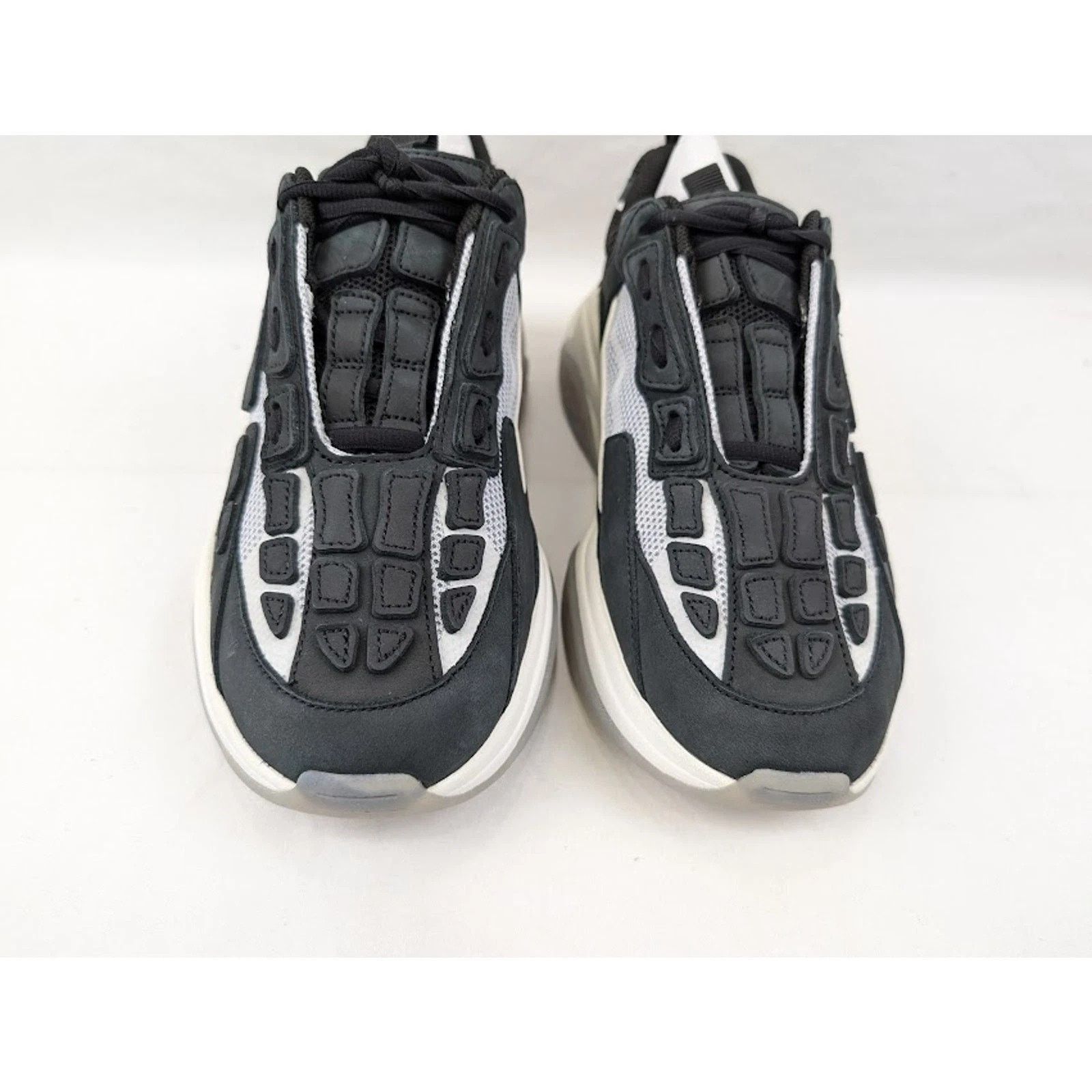 Amiri o1rshd1 Bone Runner Low-Top Sneakers in Black Size US 11 / EU 44 - 14 Thumbnail