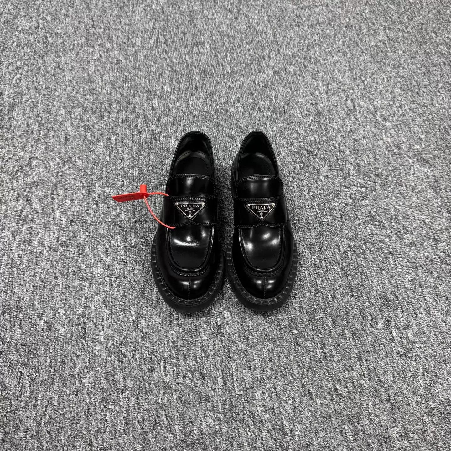 Prada Prada Black Triangle Logo Loafers 35.5 98 New Size US 5 / IT 35 - 2 Thumbnail
