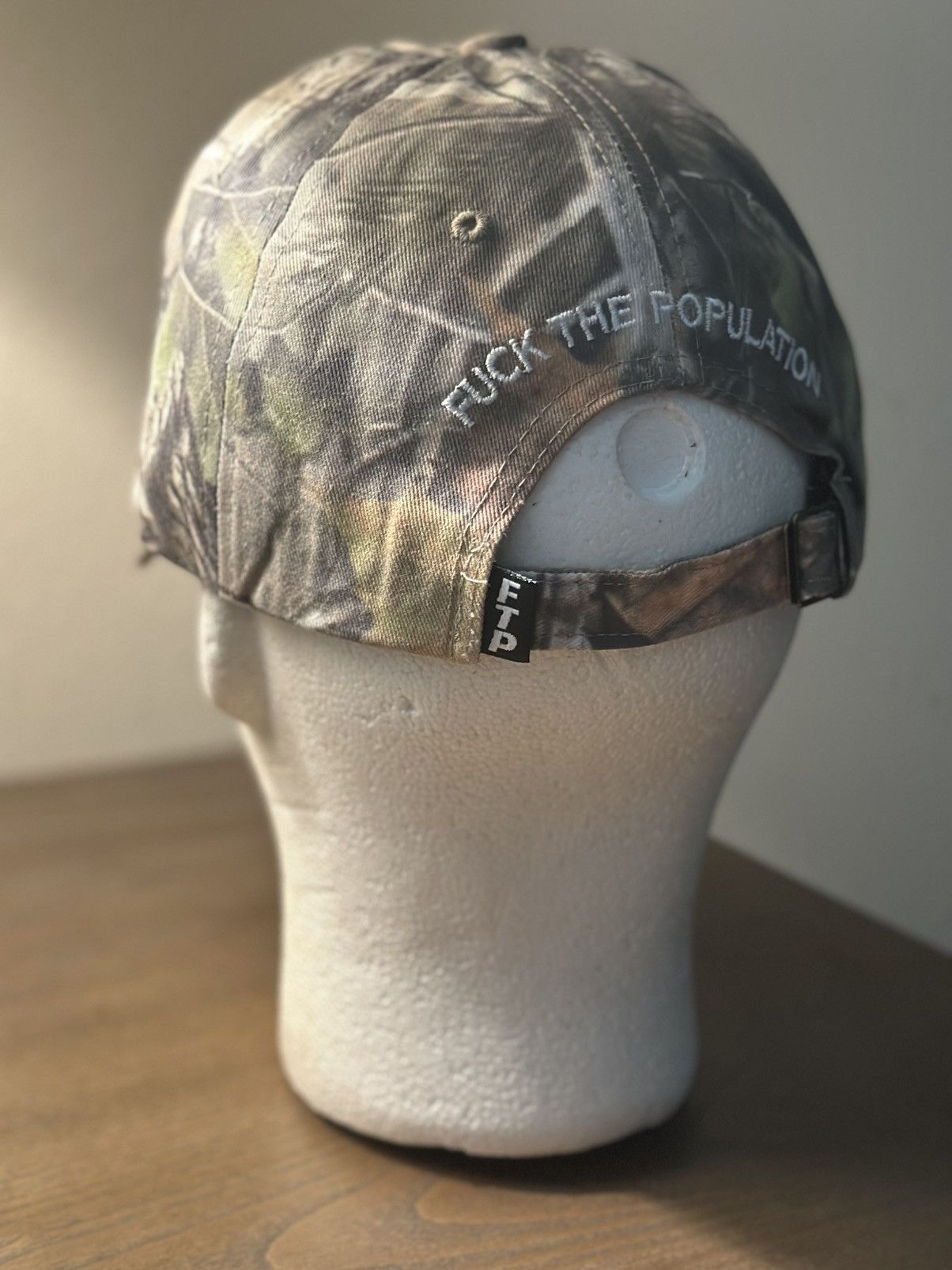 Fuck The Population × Supreme FTP LOGO 6 PANEL (TREE CAMO) Size ONE SIZE - 5 Thumbnail
