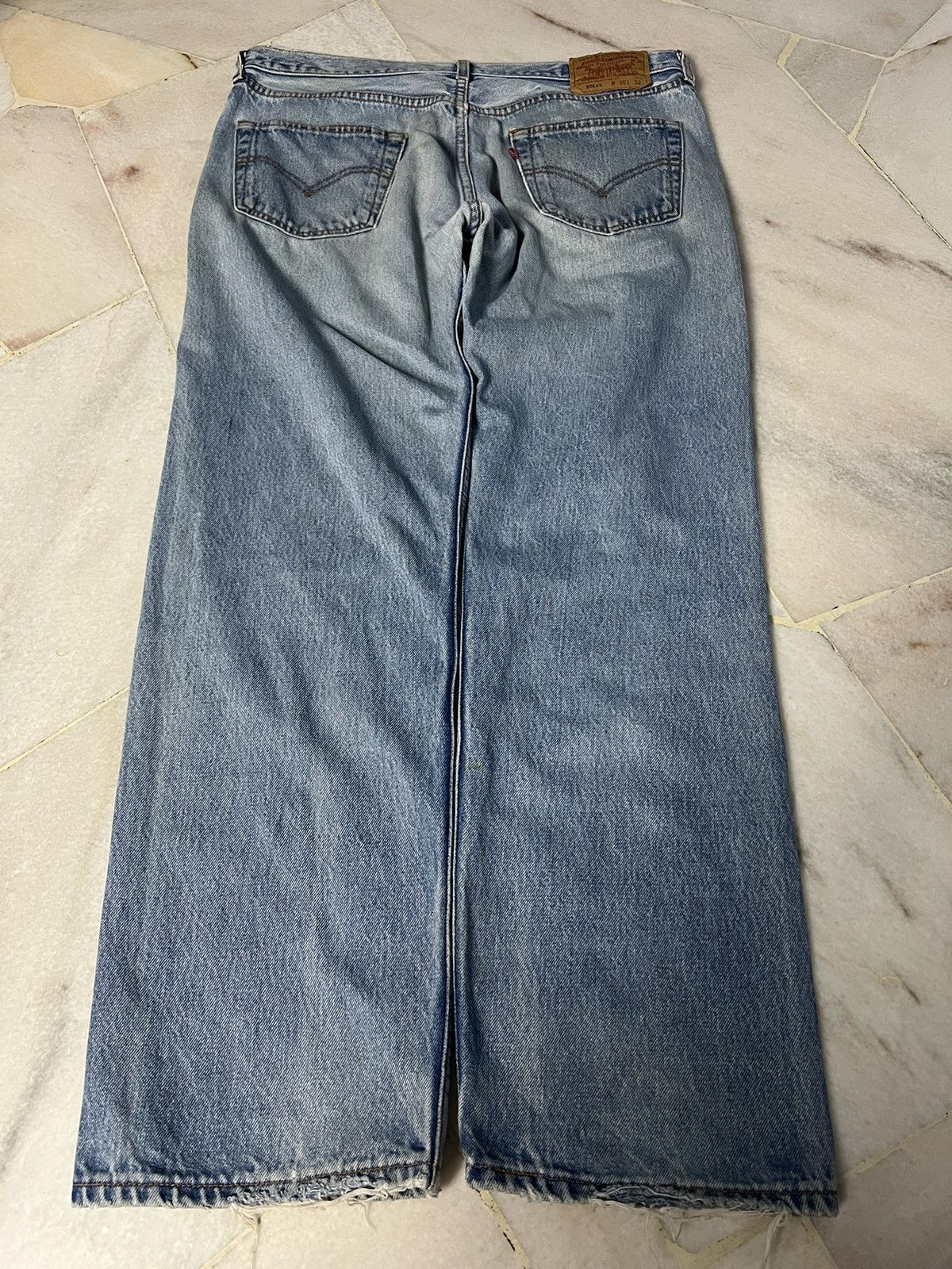 Levi's 💥LIMITED EDITION💥VINTAGE 90’S LEVIS 501XX DISTRESSED JEANS Size US 34 / EU 50 - 2 Thumbnail
