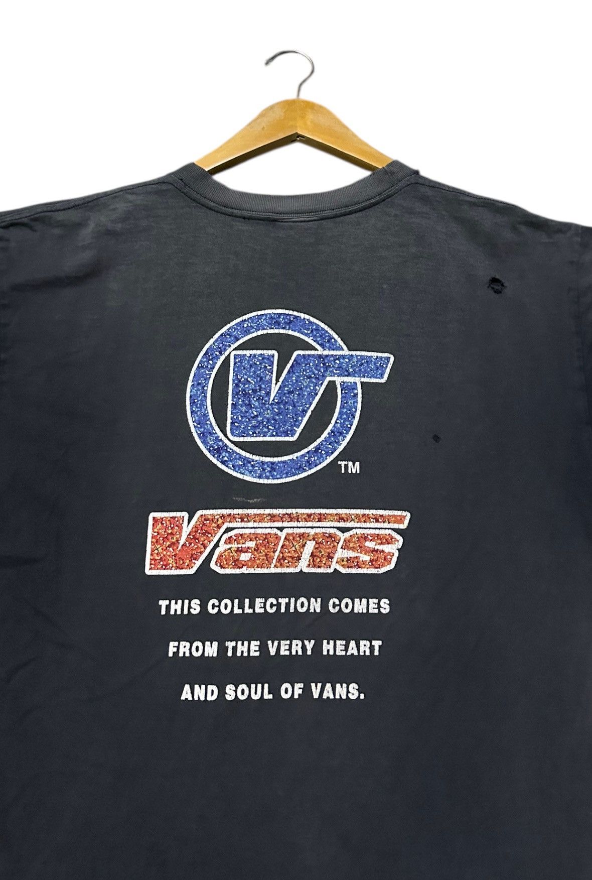 Vans Vintage Thrased 90s Vans backhit tshirt Size US XL / EU 56 / 4 - 2 Thumbnail