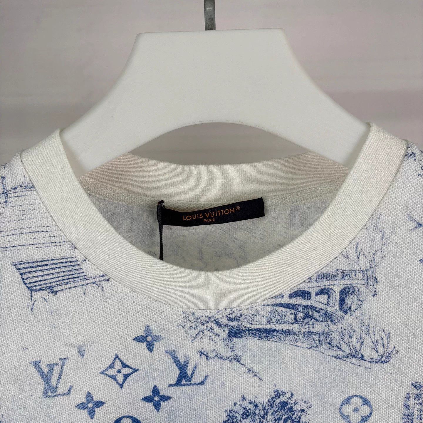 Louis Vuitton Louis Vuitton City Print SS T-Shirt M (New) Size US M / EU 48-50 / 2 - 3 Thumbnail