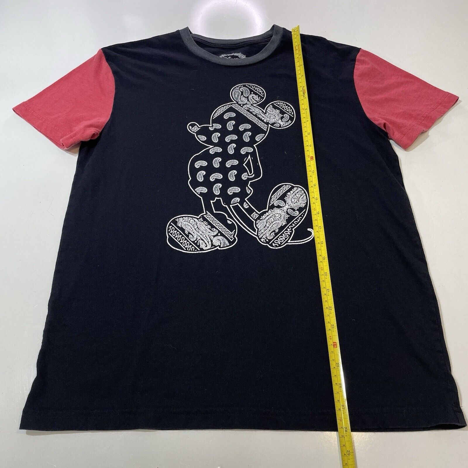 Disney Disney Mickey Mouse T-Shirt Size Large Black Paisley Bandana Size US L / EU 52-54 / 3 - 2 Thumbnail