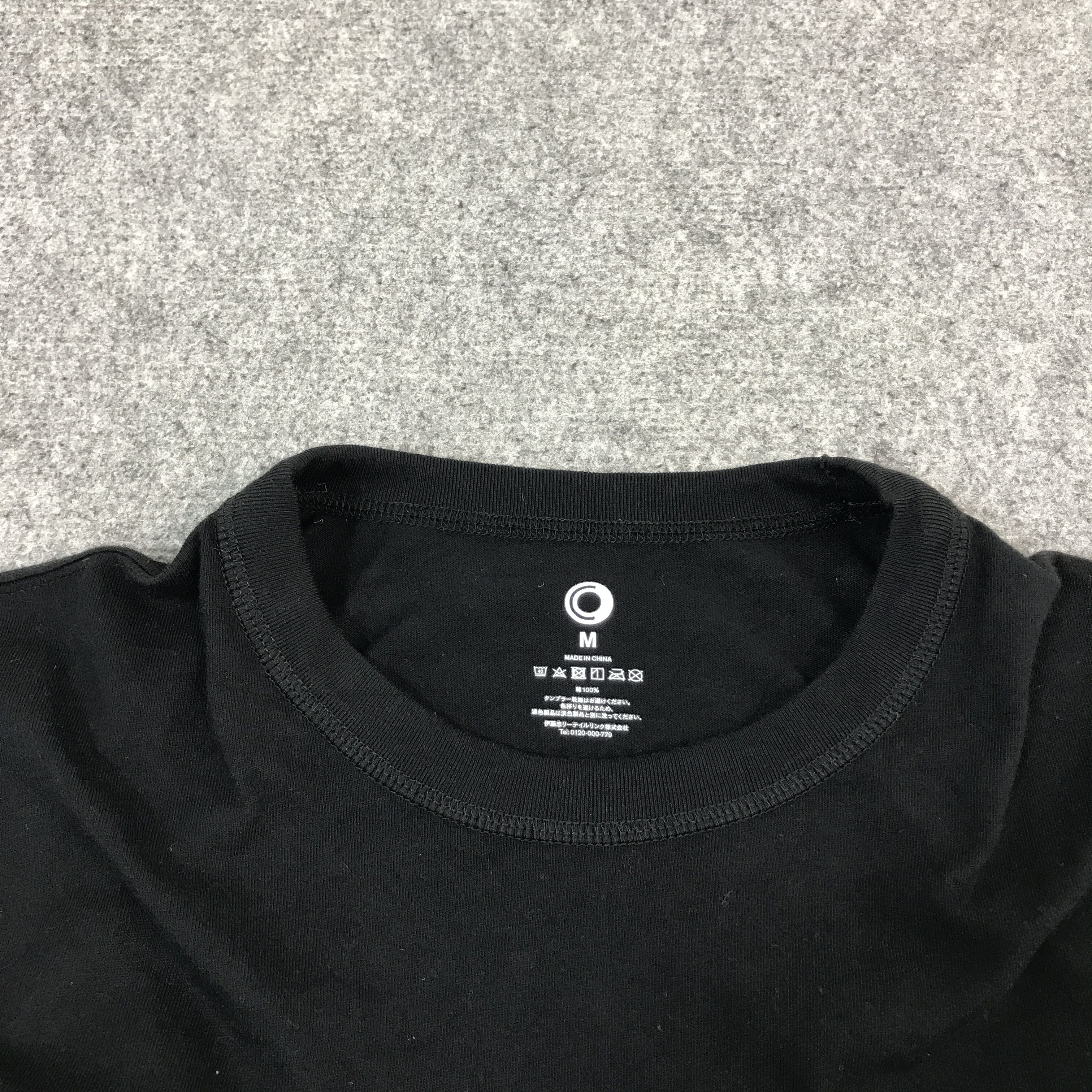 Japanese Brand VINTAGE FAMILY MART 40th TSHIRTS Size US M / EU 48-50 / 2 - 7 Thumbnail