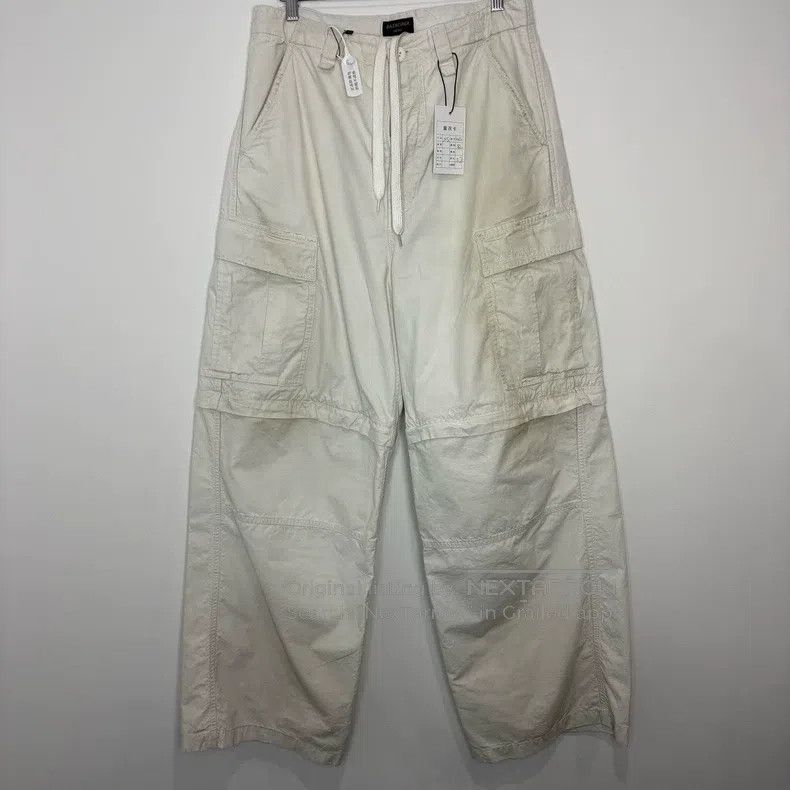 Balenciaga Balenciaga size XS White Aged Destroyed Cargo Work Pants Size US 27 - 1 Thumbnail