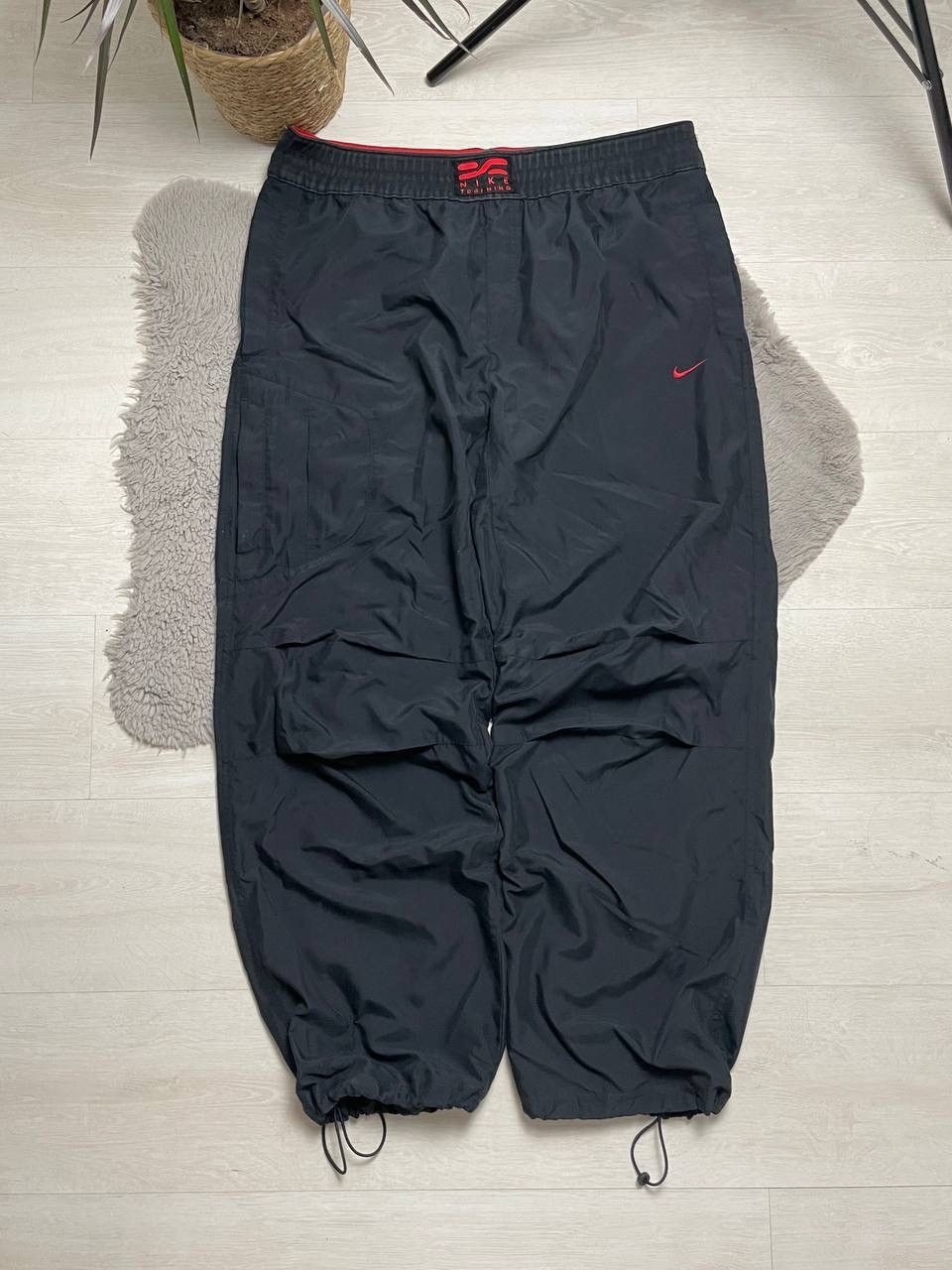 Nike × Vintage Nike Vintage Y2k Nylon Drill Track Baggy Pants Size US 41 - 1 Thumbnail