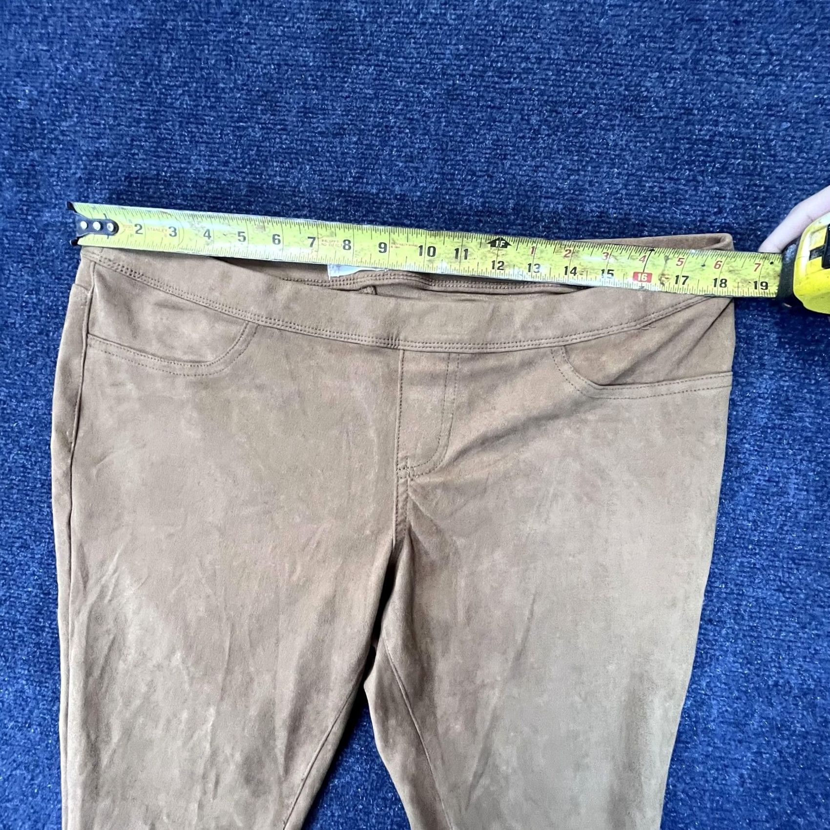 Vintage VINTAGE? No. Altar'd State Pants Women's Large Brown Faux Suede Stretch Leggings Pull On Casual Size 36" / US 14 / IT 50 - 4 Thumbnail
