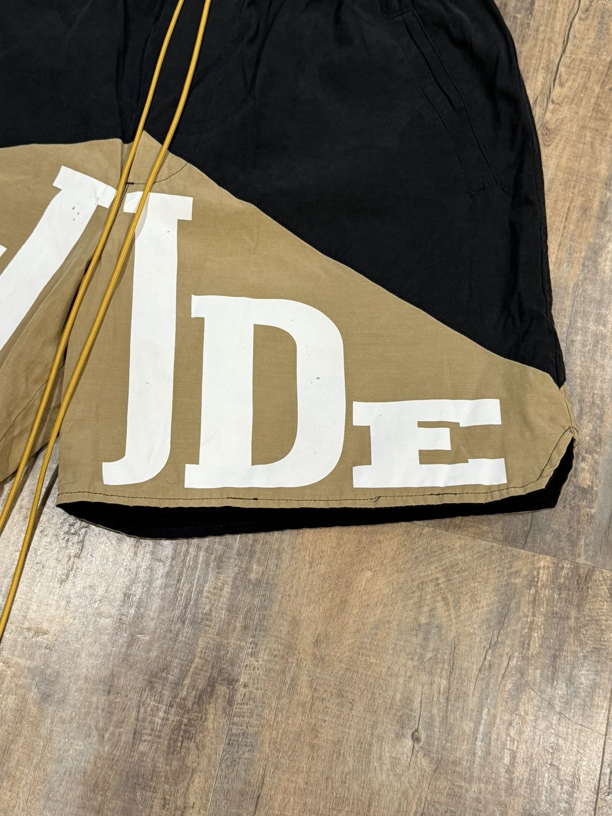 Rhude RARE Rhude Yachting Shorts Logo Black Brown Cupro Size US 32 / EU 48 - 5 Thumbnail