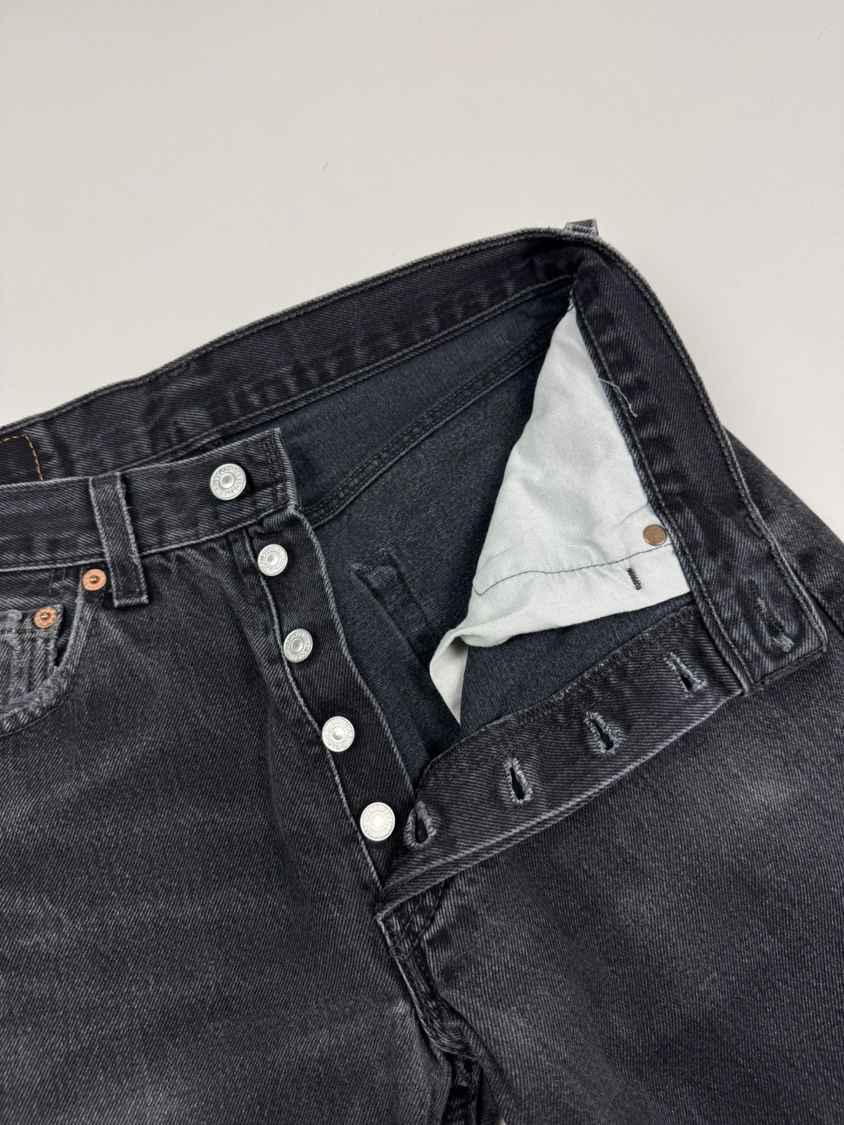 Levi's 1990’s Vintage Distressed Levi’s 501 Washed Gray Jeans Pants Size US 31 - 9 Thumbnail