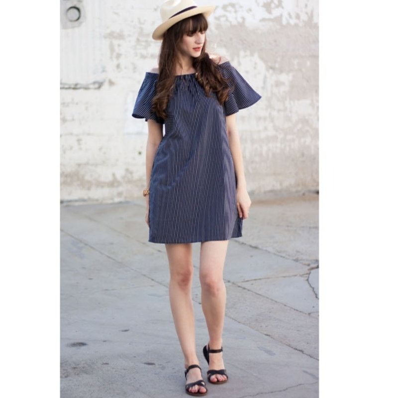 banana republic striped off the shoulder dress Banana Republic Dresses | Banana Republic Silk Dress Women's Size Large Off The Shoulder Pocket Nwt L | Color: Blue | Size: L