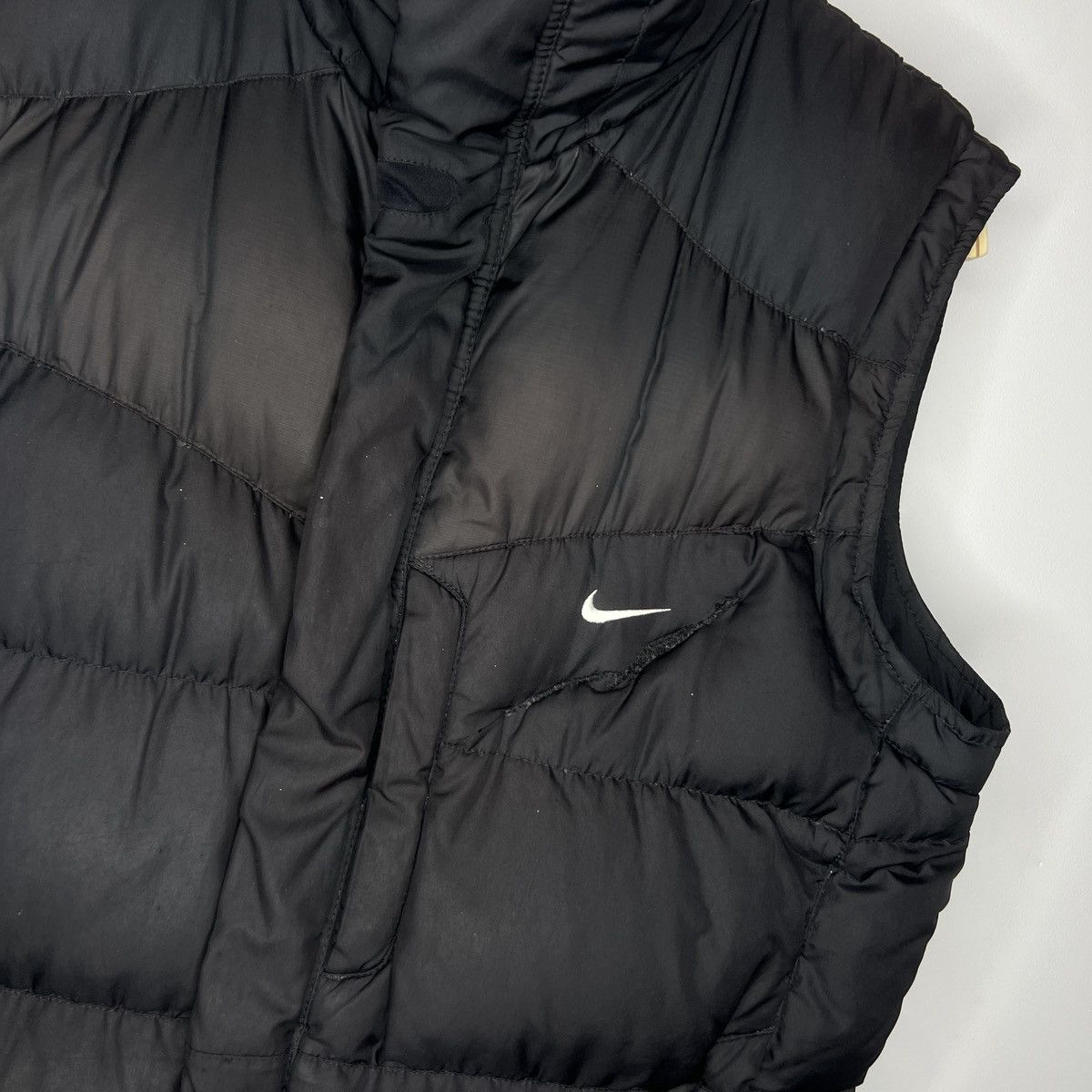 Nike × Vintage Vintage Nike Puffer Vest Gilet Black Brown Y2K 90s Size US M / EU 48-50 / 2 - 4 Thumbnail