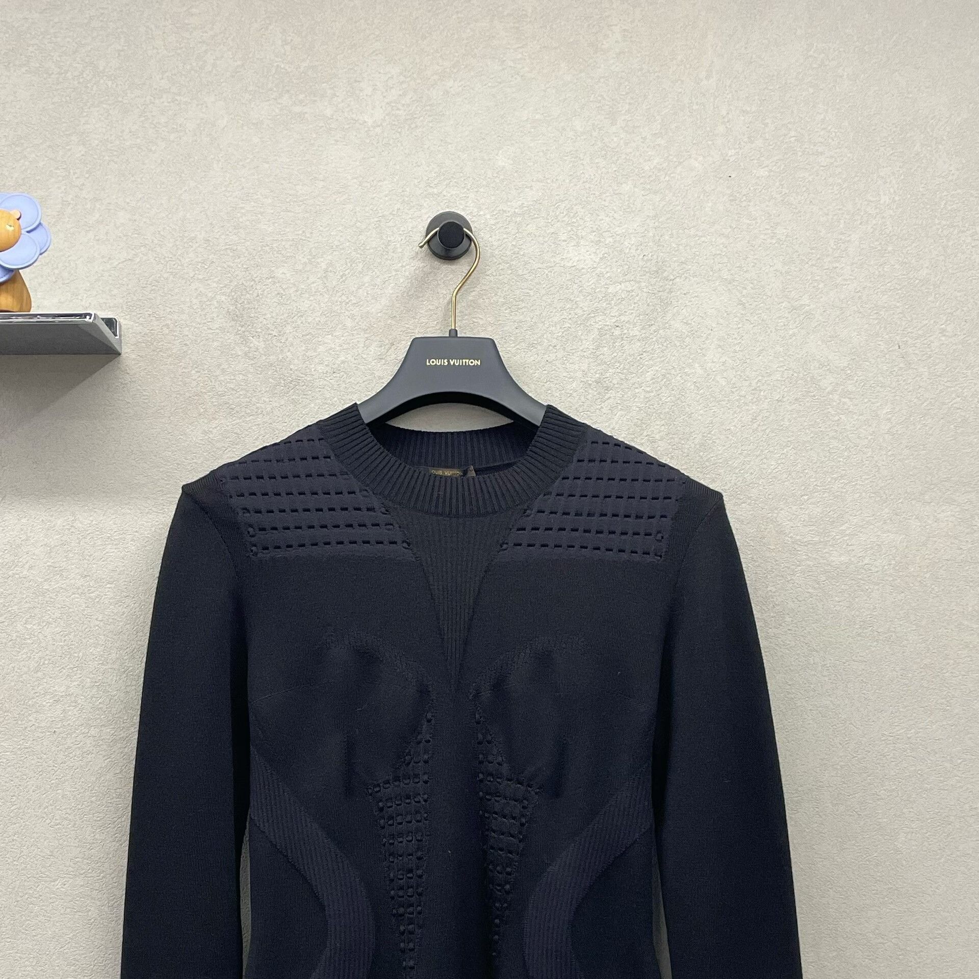 Louis Vuitton black fitted knit sweater by louis vuitton Size US M / EU 48-50 / 2 - 4 Thumbnail