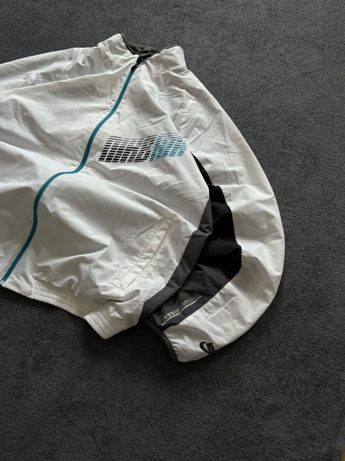 Nike 00s Nike Air Vintage Nylon Oversized Drill Jacket Rare Y2K Size US XXL / EU 58 / 5 - 2 Thumbnail