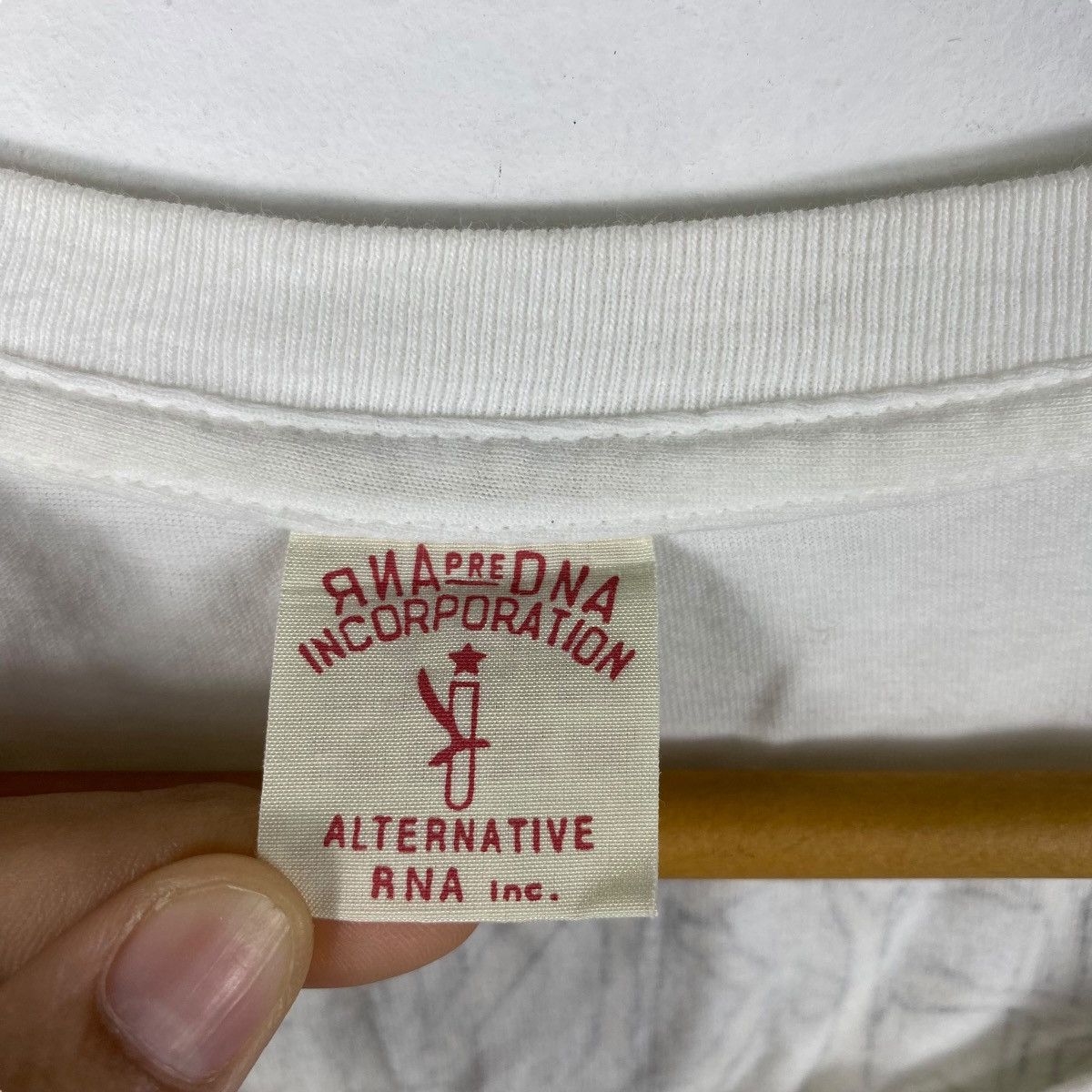 Japanese Brand Japanese Brand RNA SLANG Dignity Graphic Tee Shirt Medium Size US M / EU 48-50 / 2 - 6 Thumbnail