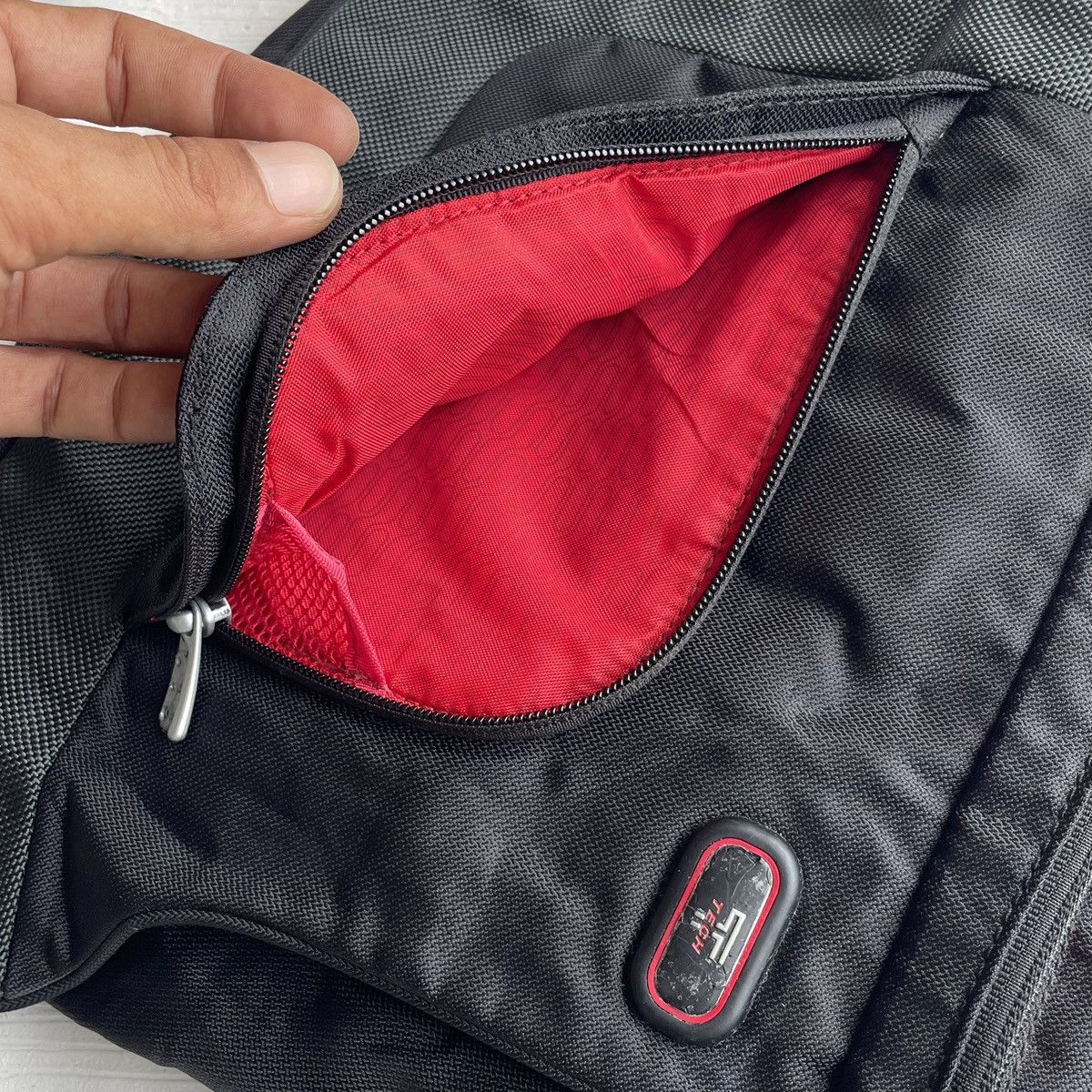 Tumi Tumi T-Tech Flap Sling Bag Size ONE SIZE - 17 Thumbnail