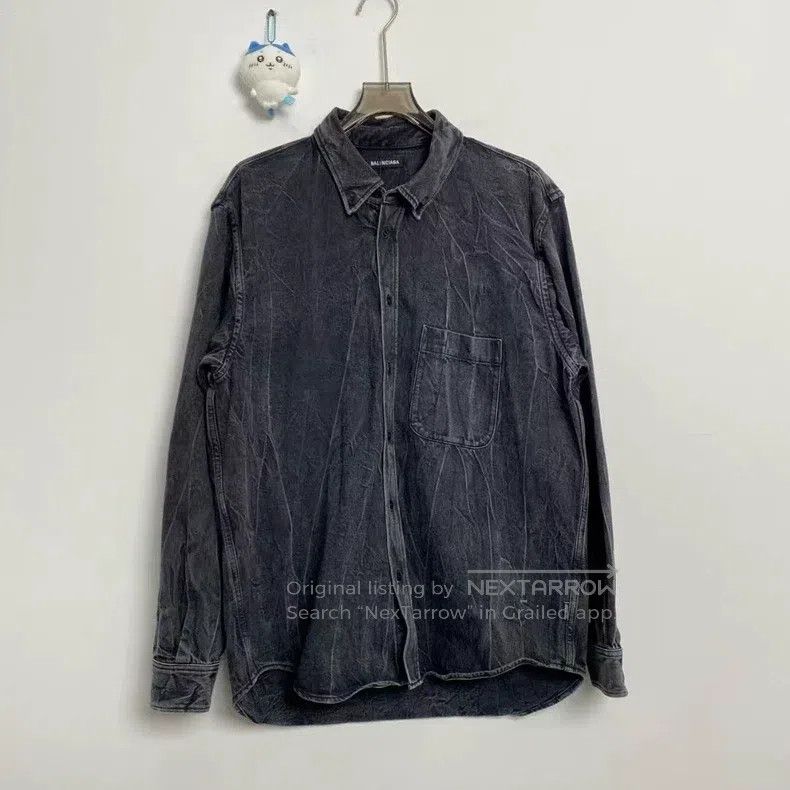 Balenciaga Balenciaga size 39 Distressed design back letter logo deni Size US S / EU 44-46 / 1 - 1 Thumbnail