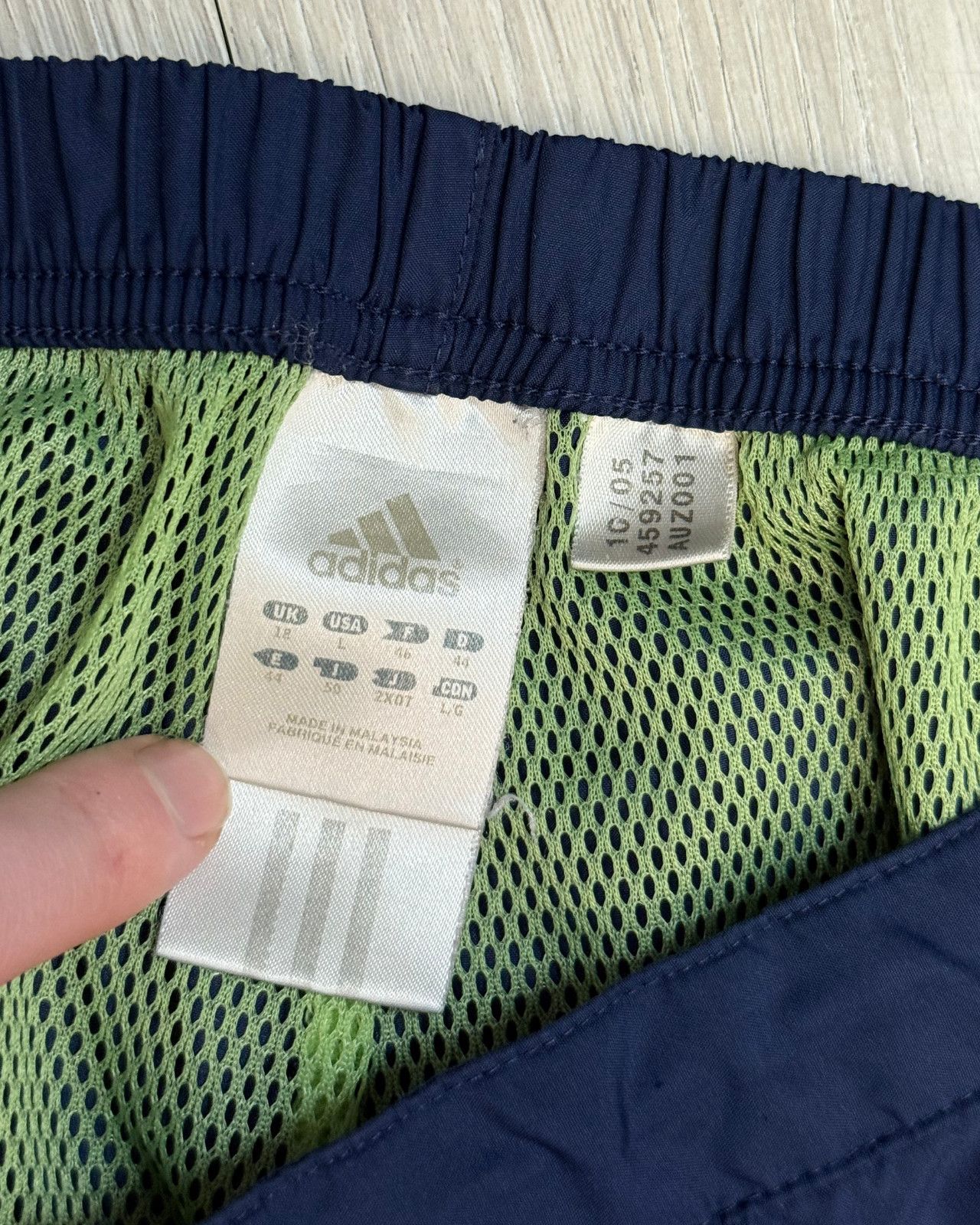 Adidas × Vintage Vintage 2005 Adidas Navy Blue Flare Track Pants - Size Large Size US 34 / EU 50 - 8 Thumbnail