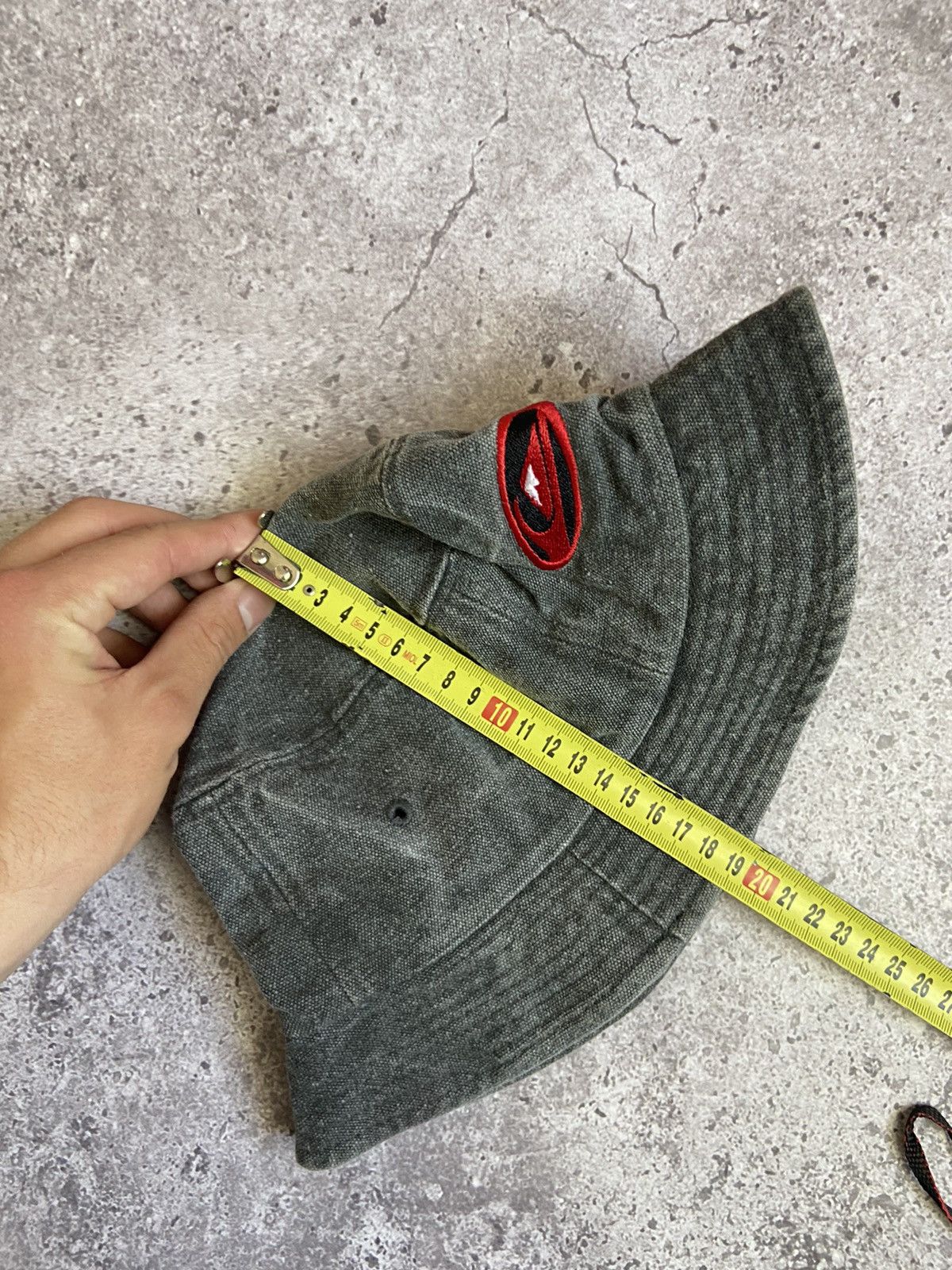 Quiksilver Vintage Quicksilver Faded Bucket Hat Size ONE SIZE - 4 Thumbnail