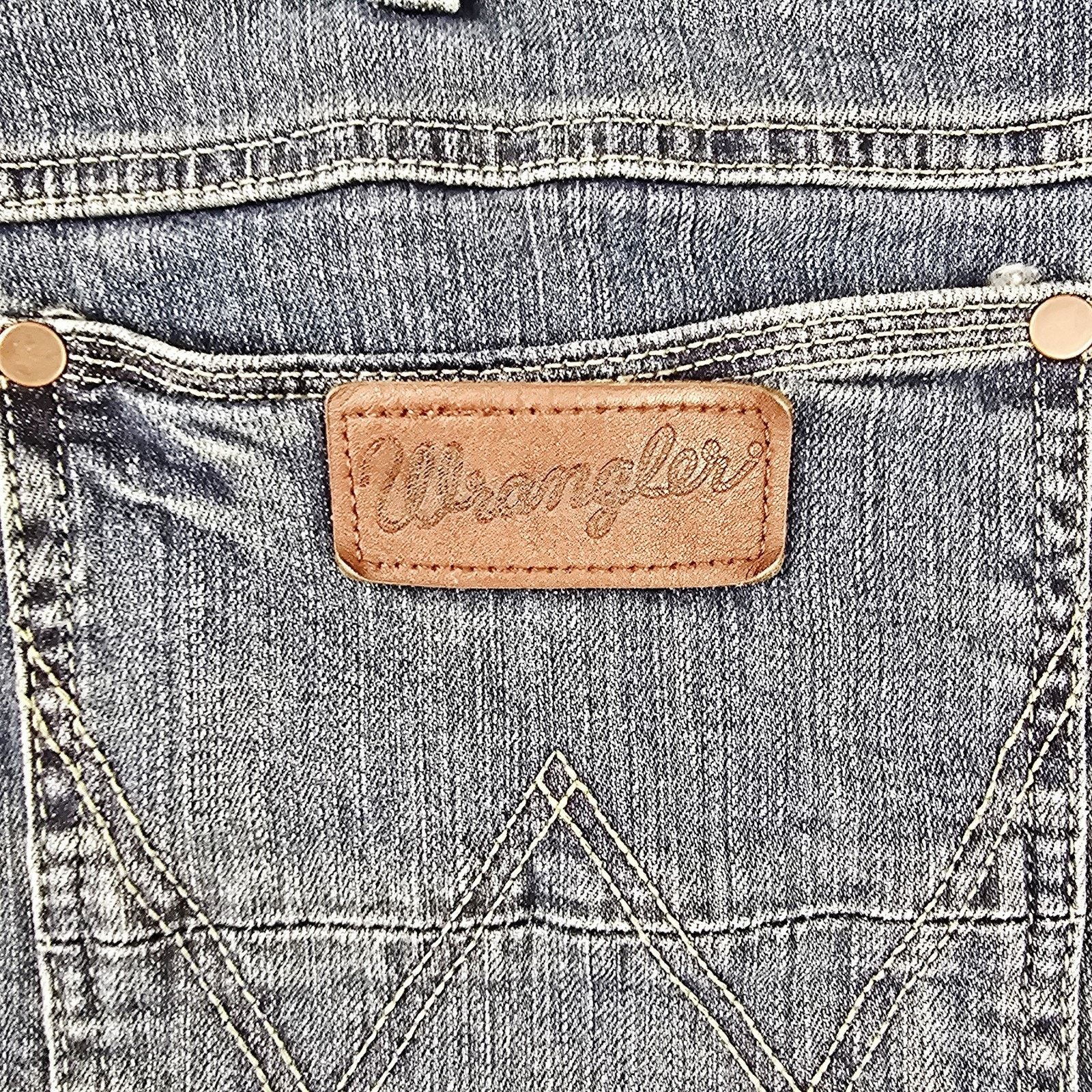 Wrangler Wrangler Retro Jeans Mens 38x32 Blue Medium Slim Straight Size US 38 / EU 54 - 9 Thumbnail
