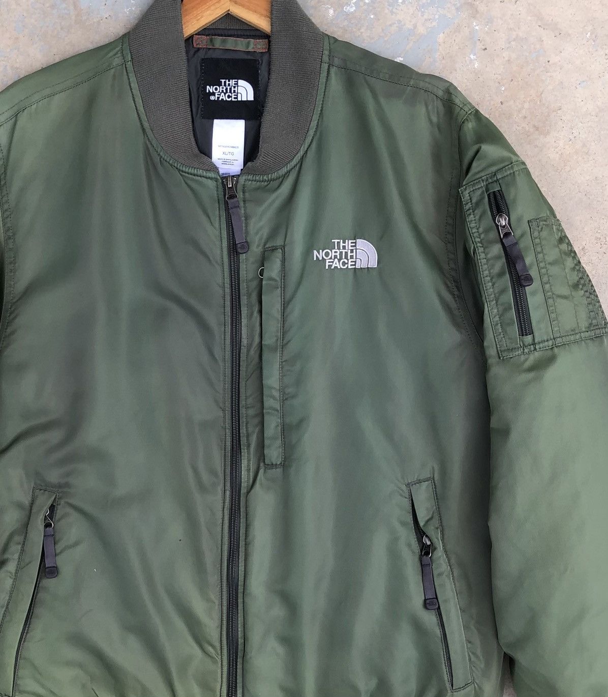 The North Face Vintage The North Face Green Sun Faded Bomber Jacket Size US XL / EU 56 / 4 - 3 Thumbnail