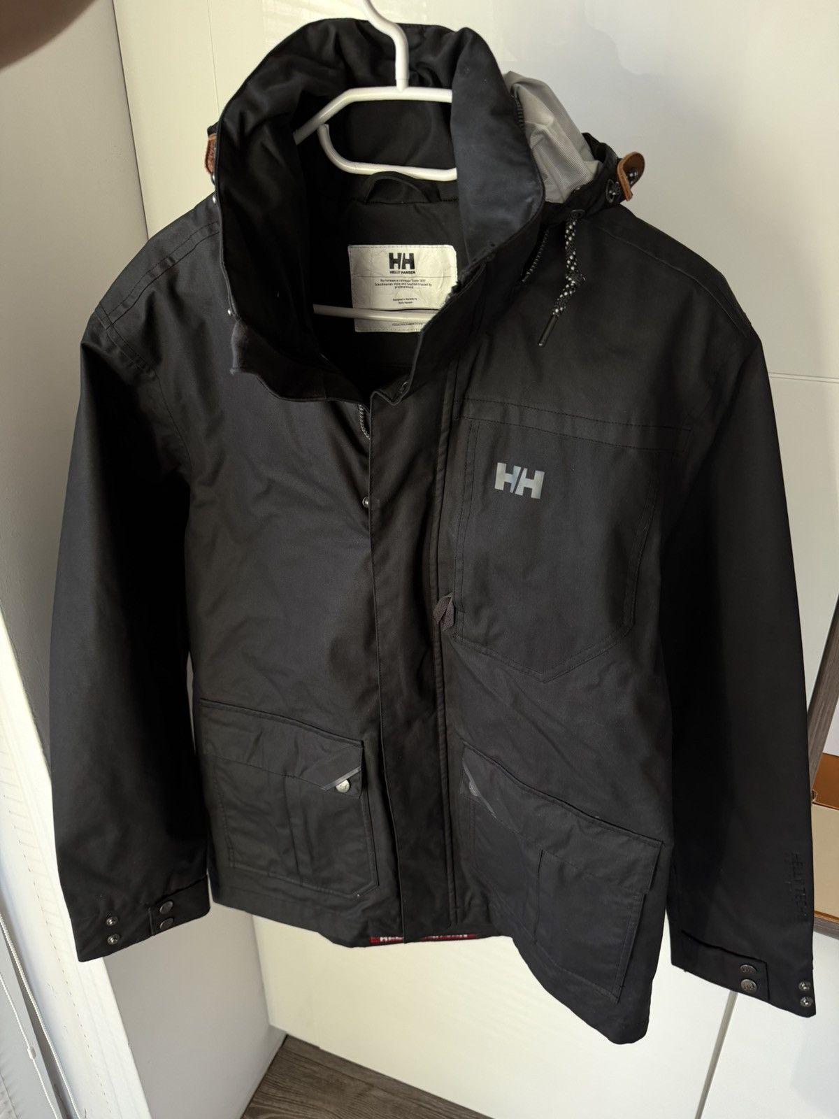 Helly Hansen ‼️Pro Helly Hansen Waterproof Kill Cord ,Cuffs Tech Jacket‼️ Size US M / EU 48-50 / 2 - 3 Thumbnail
