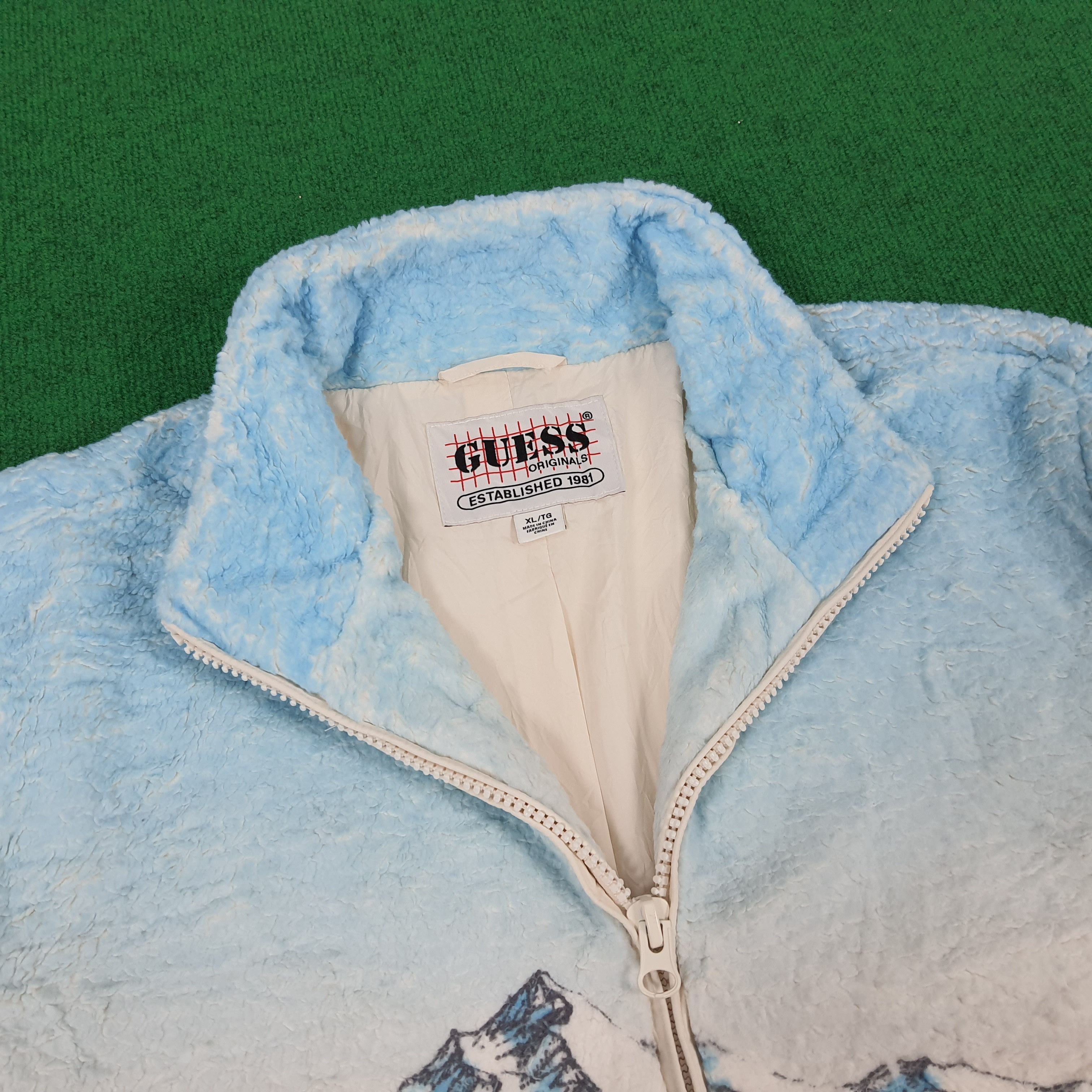 Guess × Vintage Vintage GUESS Original Art Winter Fleece Jacket Size US XL / EU 56 / 4 - 5 Thumbnail