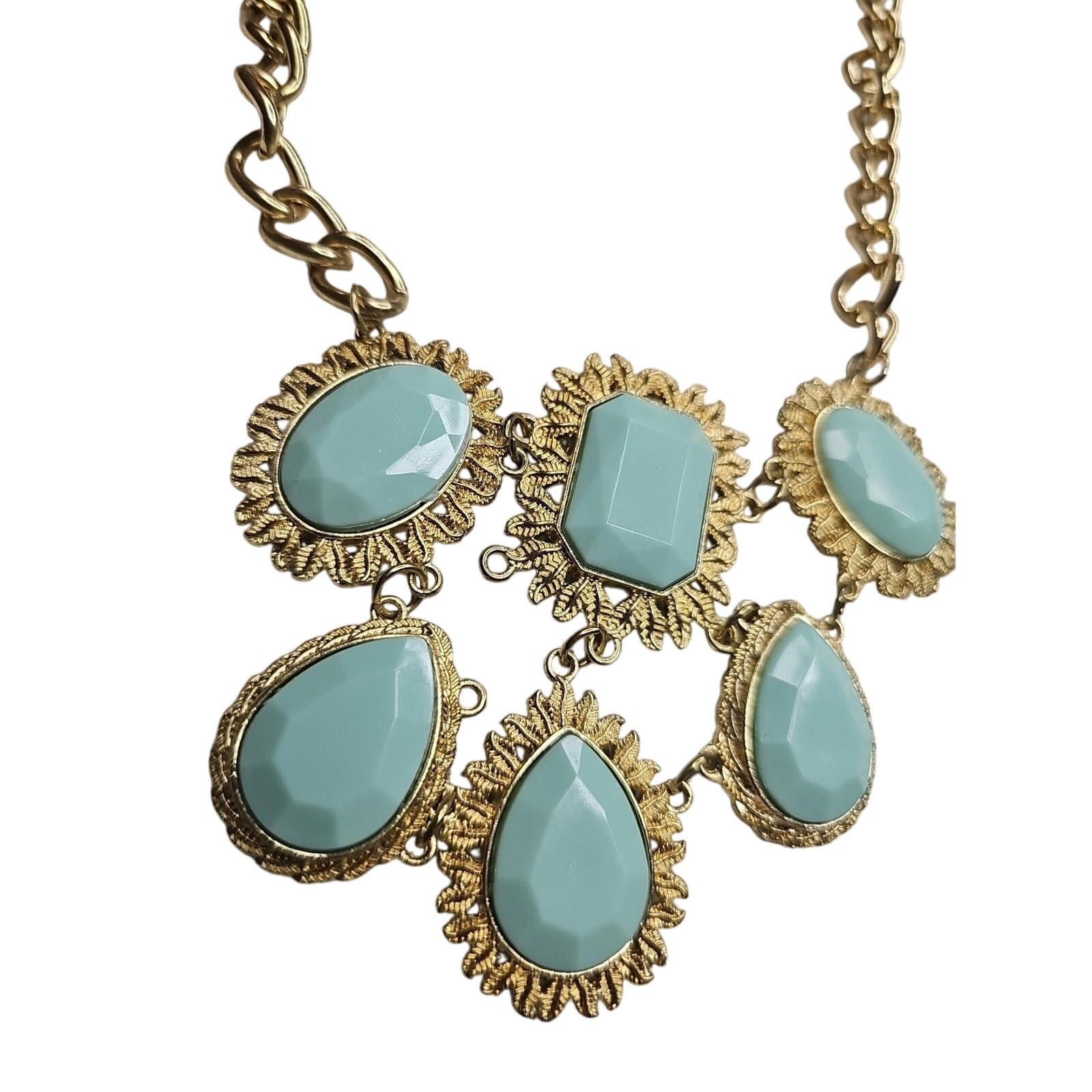 The Unbranded Brand Bib Necklace Pastel Mint Green Faceted Acrylic Stones Gold Size ONE SIZE - 3 Thumbnail