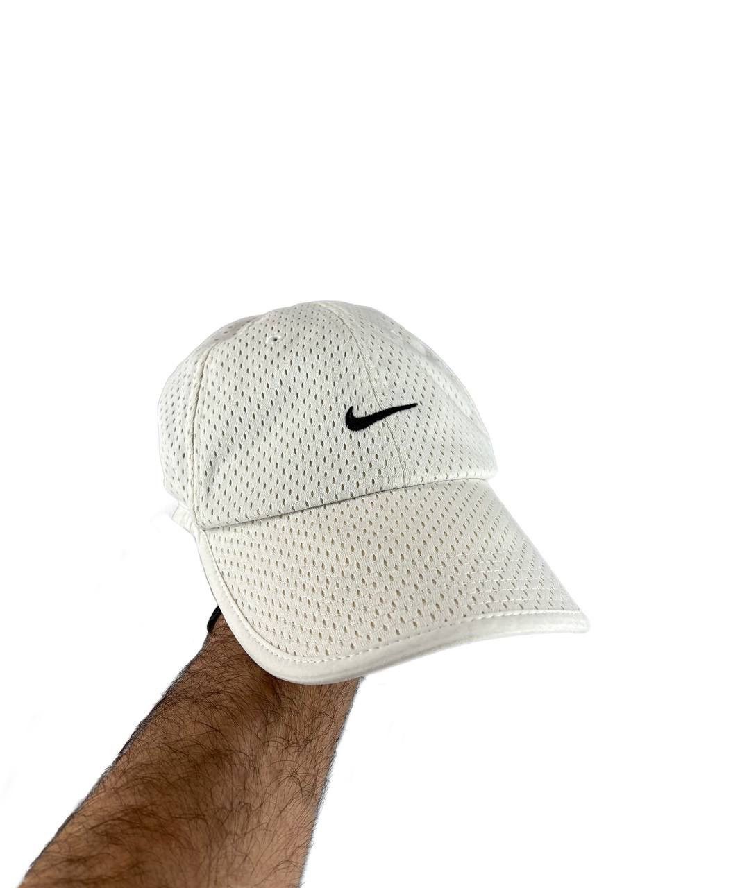 Nike Nike vintage swoosh emroidered logo mesh white cap Size ONE SIZE - 2 Thumbnail