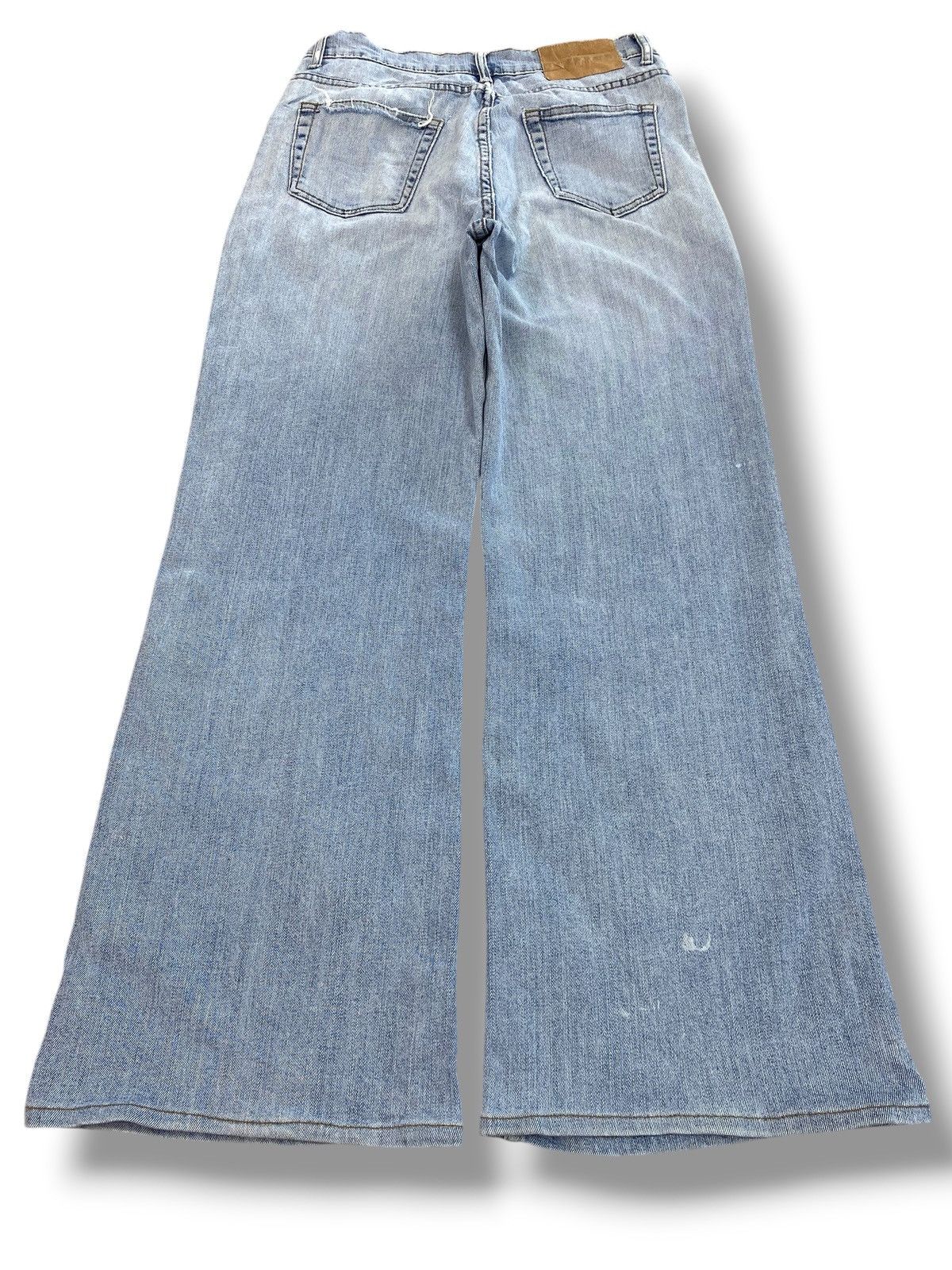 Japanese Brand Japanese Brand Light Faded Wash Style Flare Jeans Size US 28 / EU 44 - 3 Thumbnail
