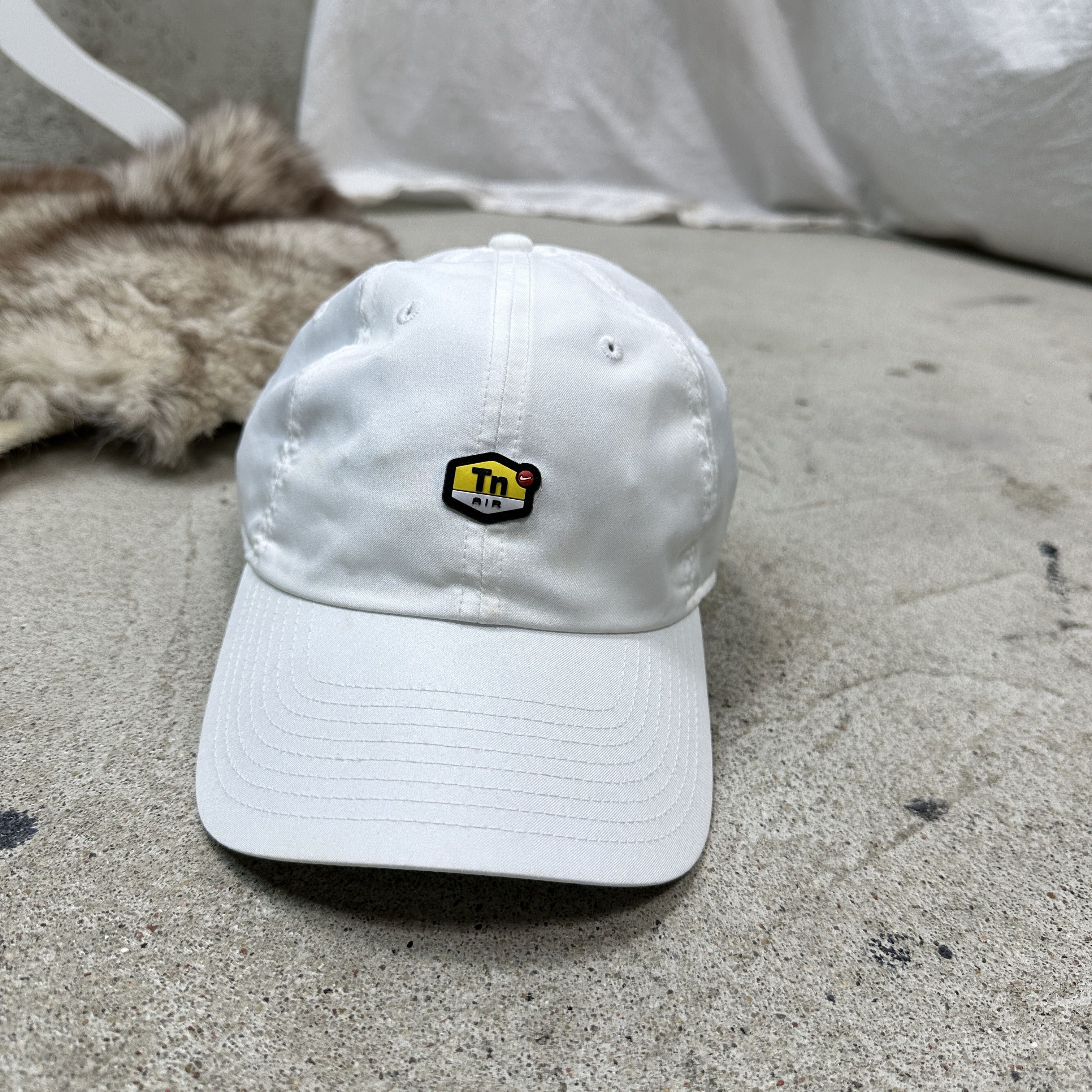 Nike Vintage Sporty Streetwear Skater Nike Dri-Fit TN Cap Y2K Size ONE SIZE - 4 Thumbnail