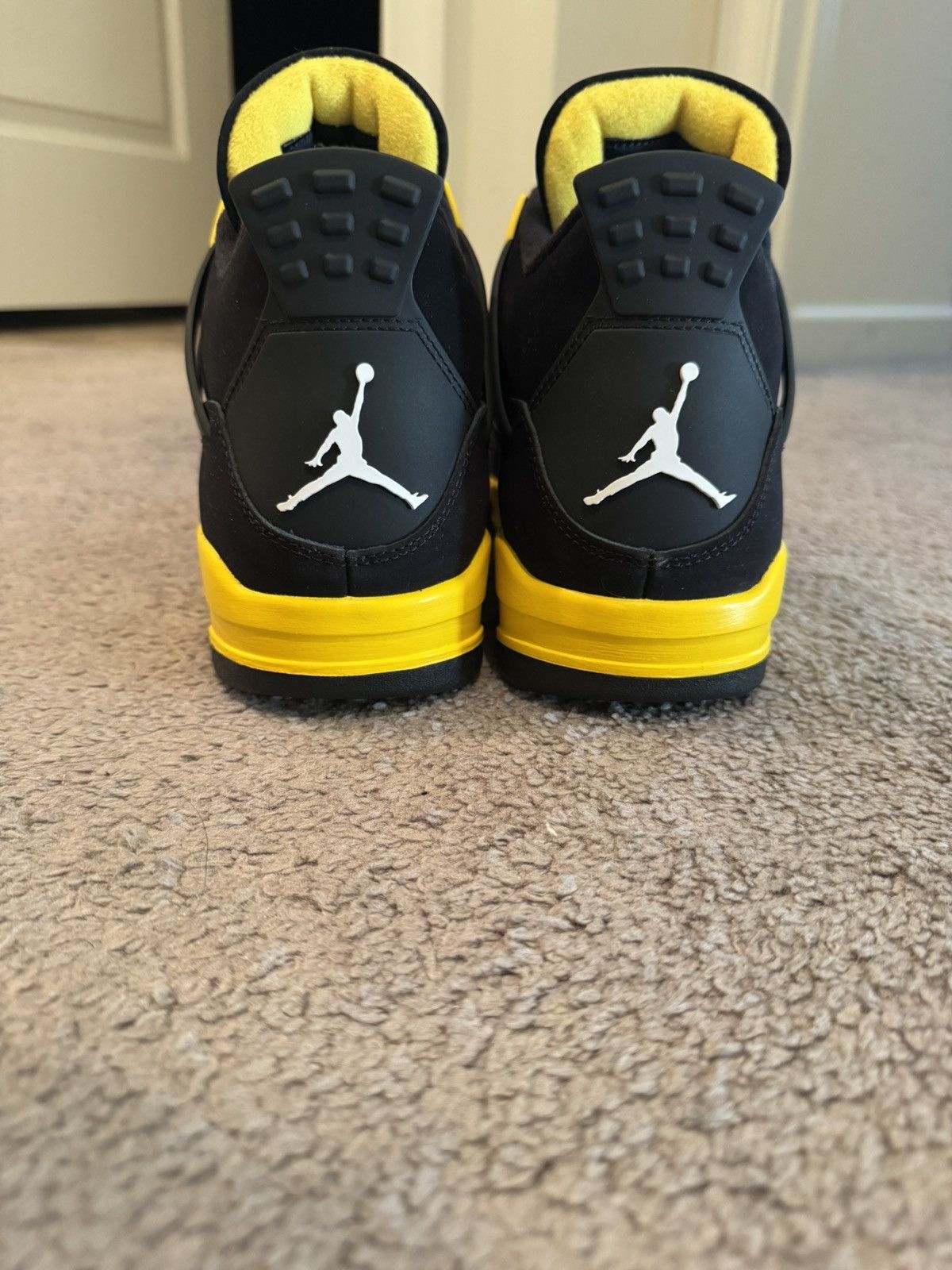 Jordan Brand Air Jordan 4 Retro Thunder Size US 12 / EU 45 - 5 Thumbnail