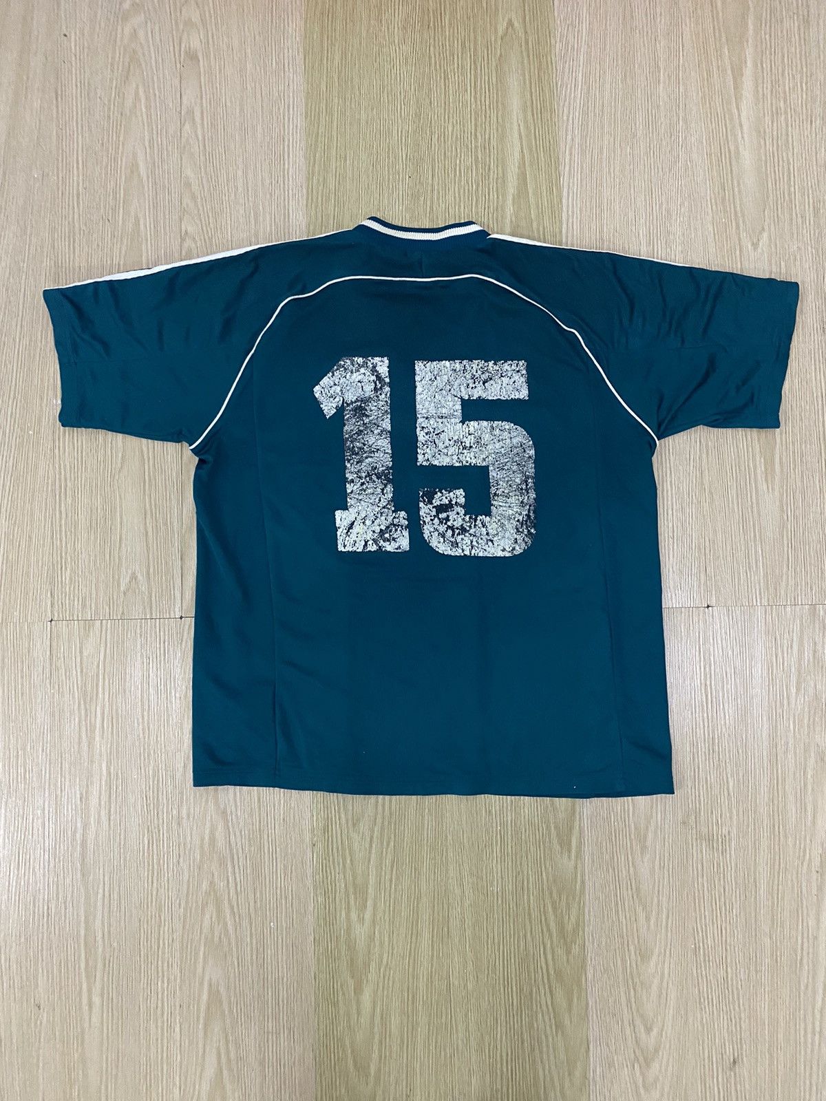 Adidas × Vintage Vintage adidas 15 jersey Size US M / EU 48-50 / 2 - 2 Thumbnail